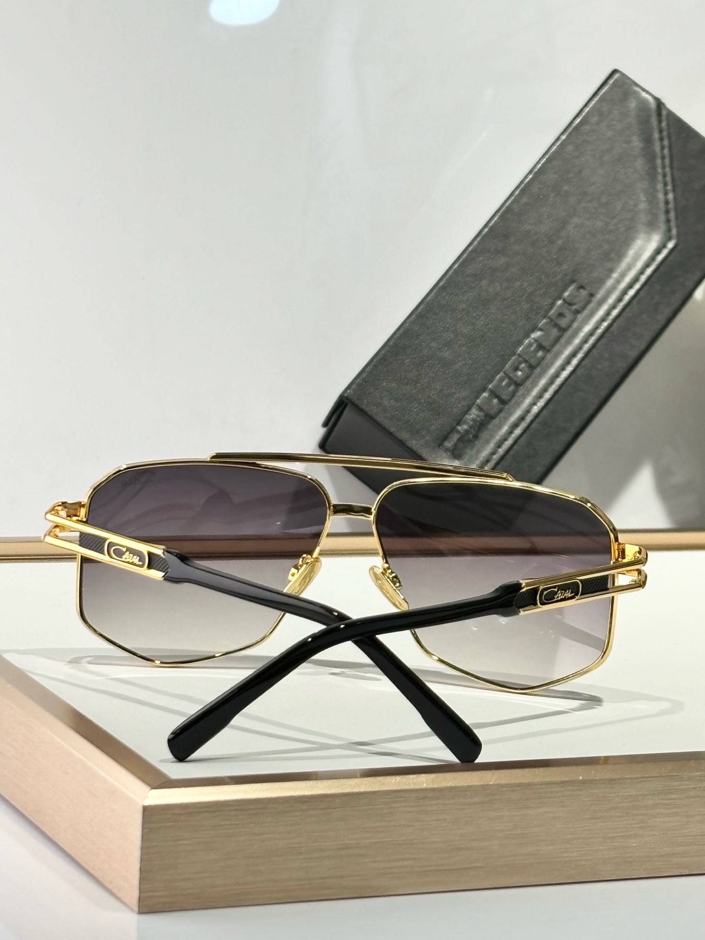  CAZAL 
ModelM9110
Size 62口11-142
