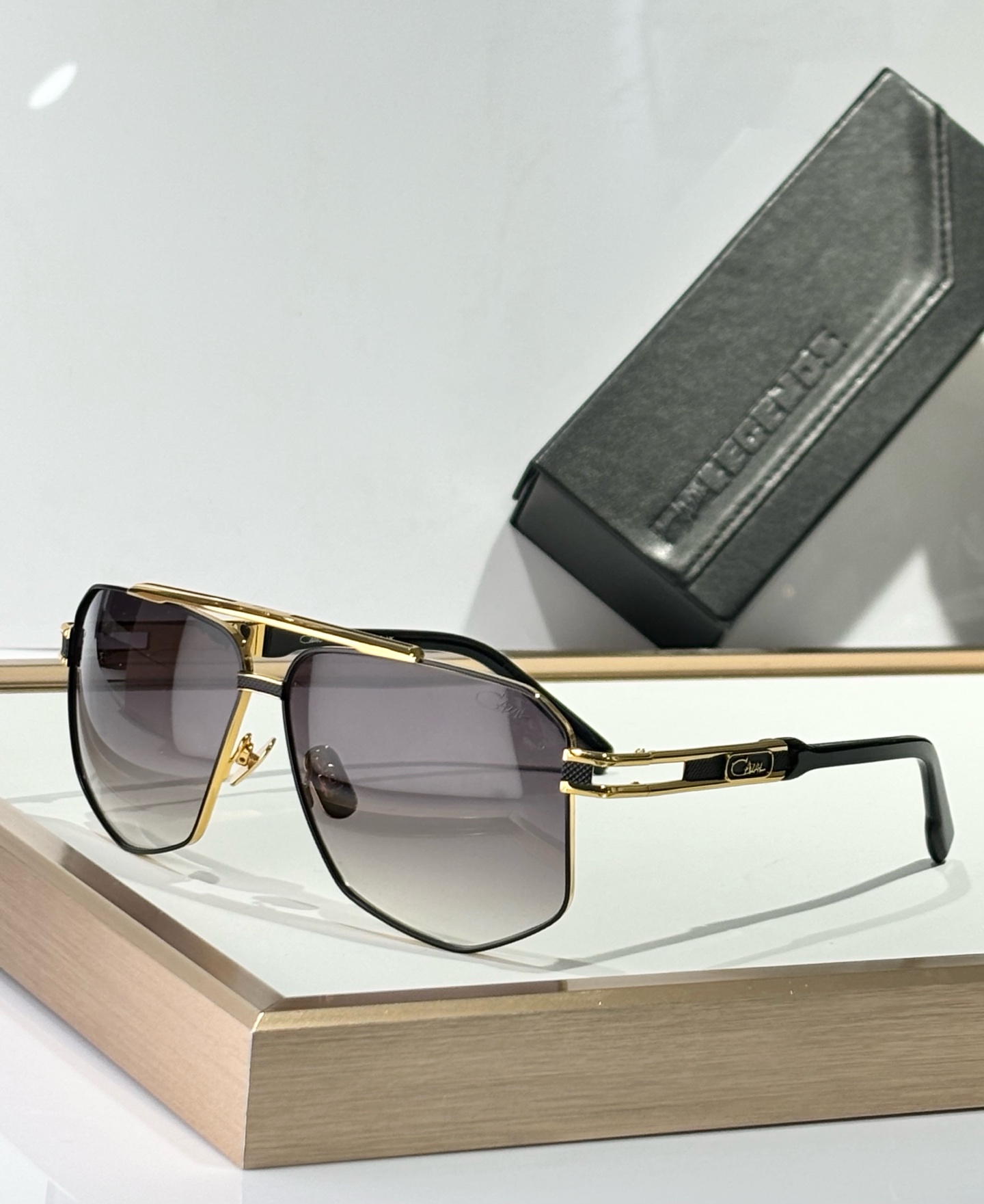  CAZAL 
ModelM9110
Size 62口11-142
