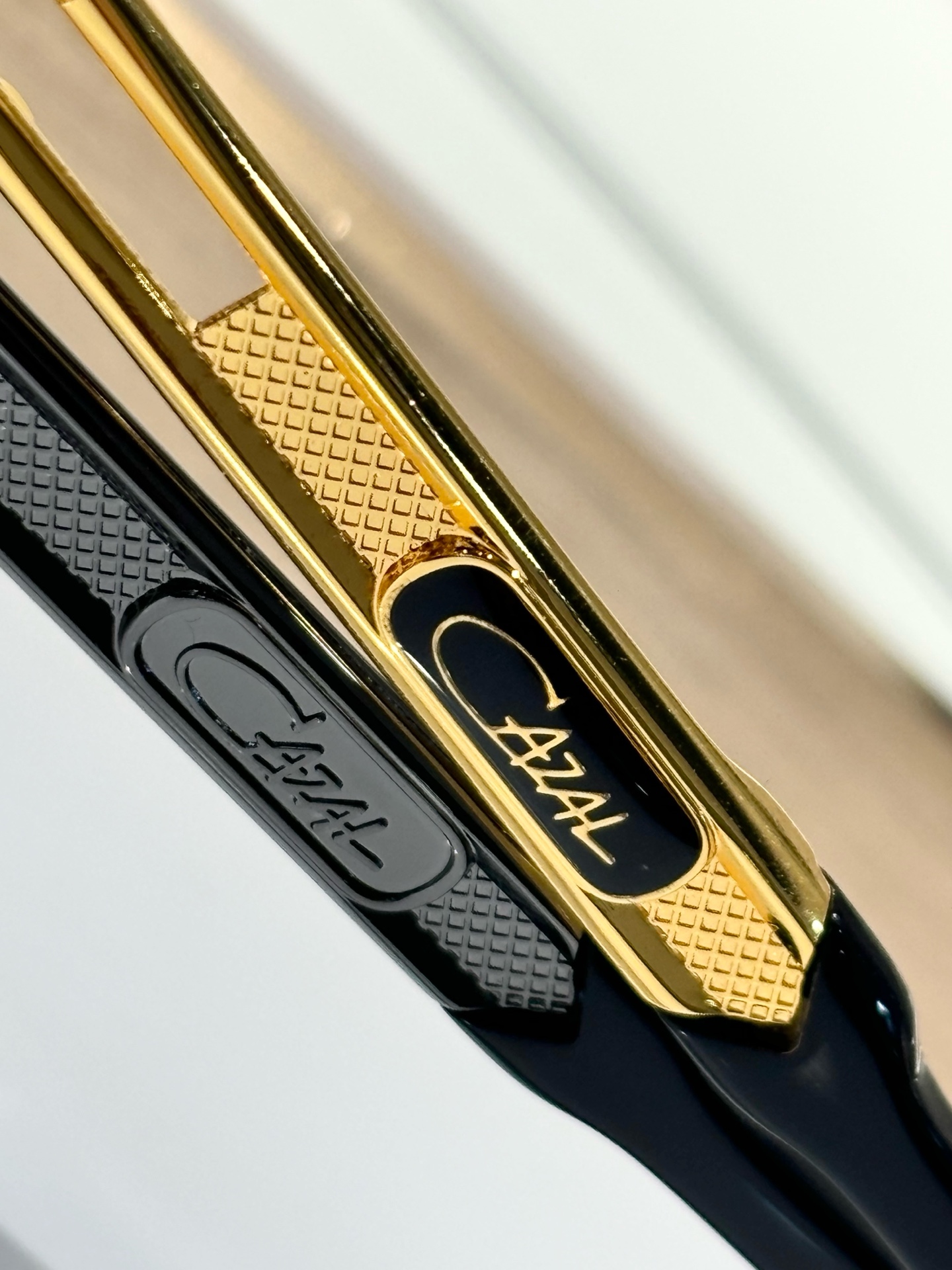  CAZAL 
ModelM9107
Size 62口11-142
