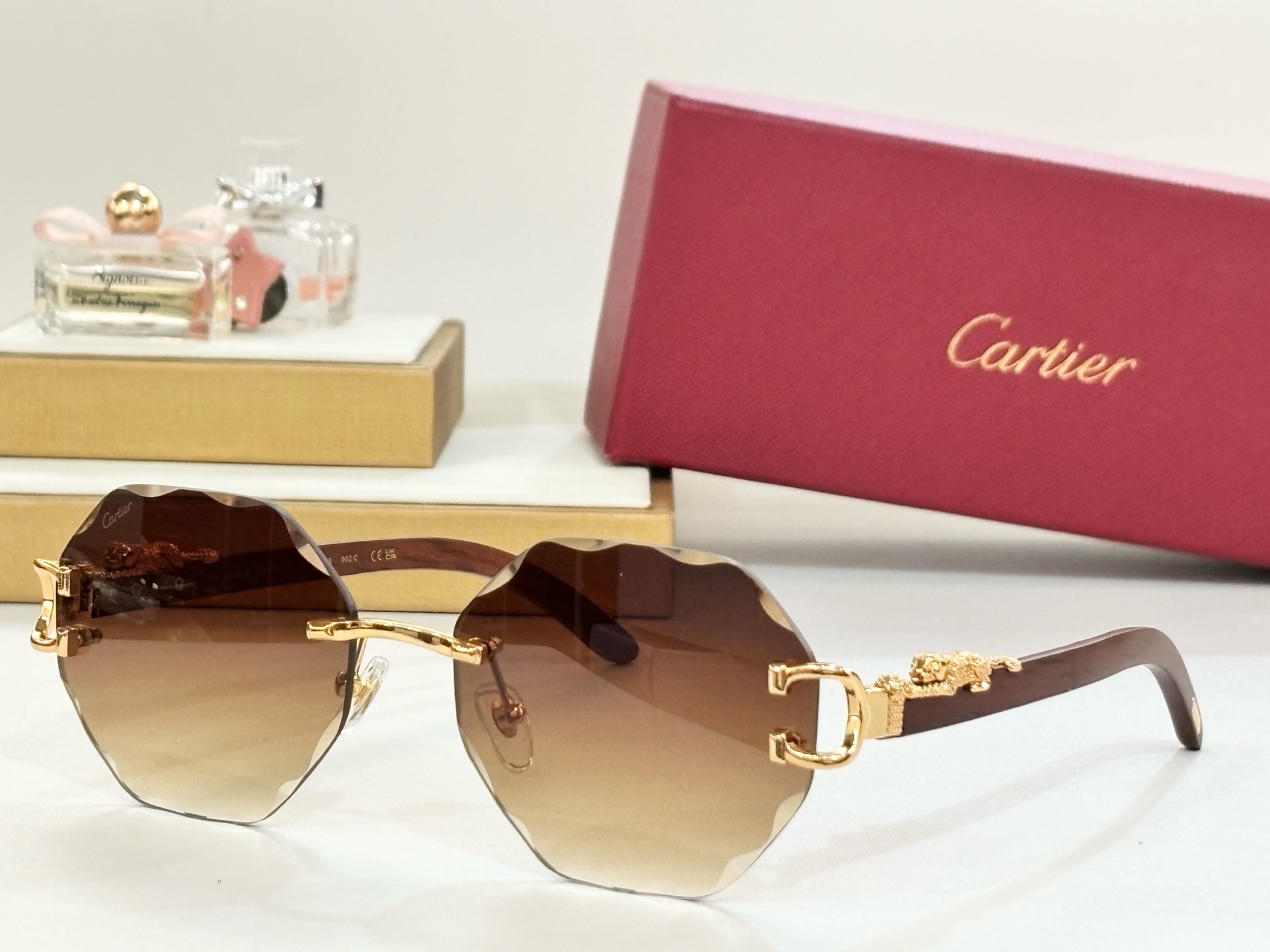  CARTIER
MODCT0558S
SIZE59-18-140
