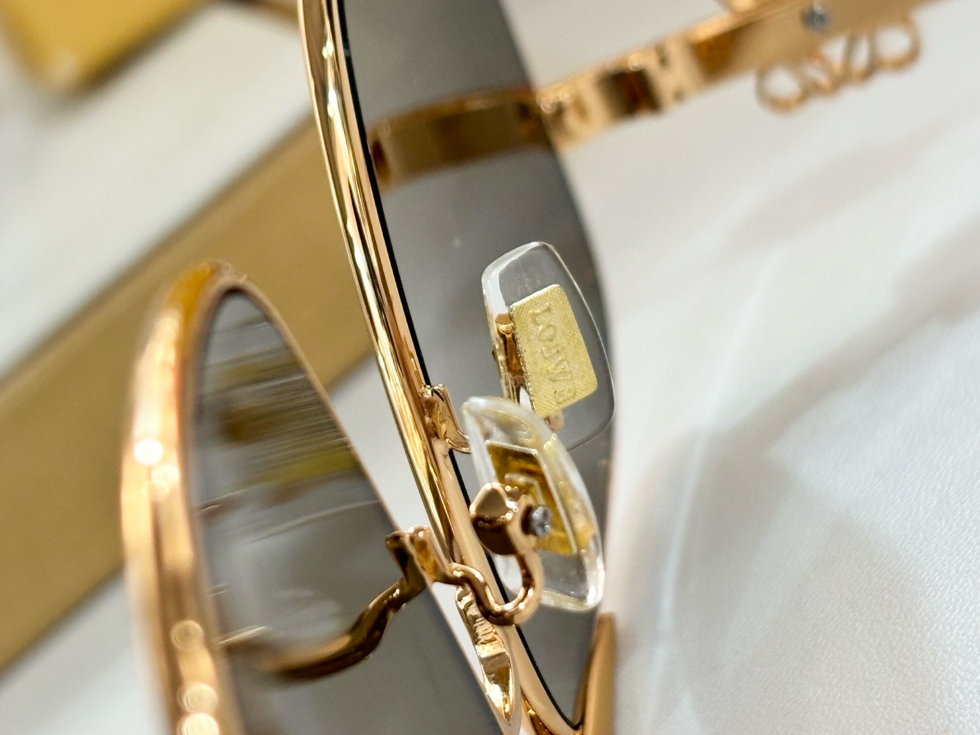  Loewe
MODLW5113S
SIZE61-13-143

