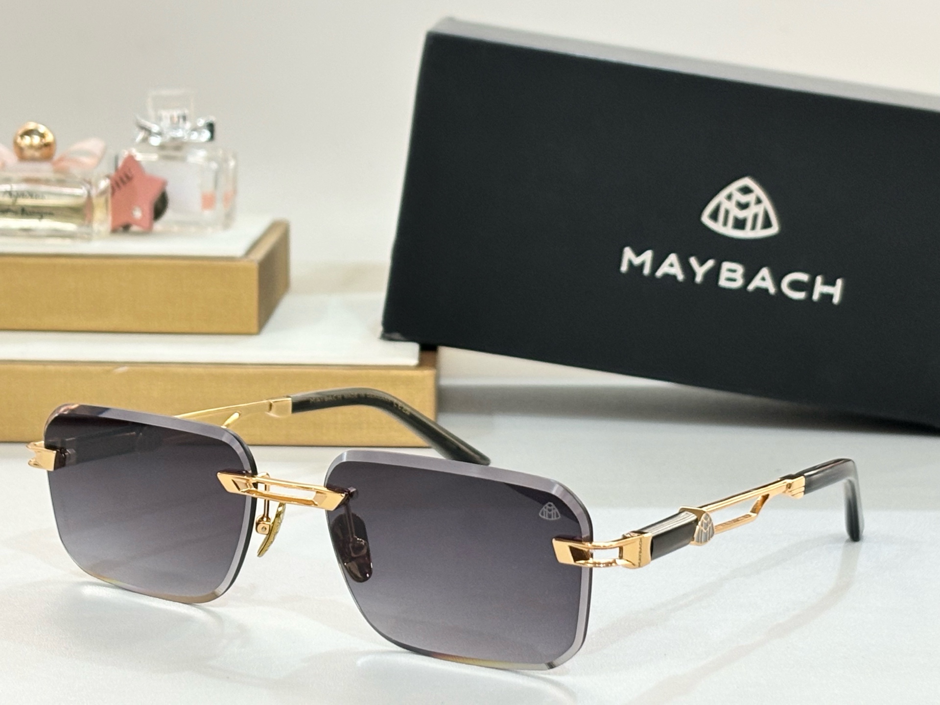  MAYBACH
MODZ118
Size60-18-143
