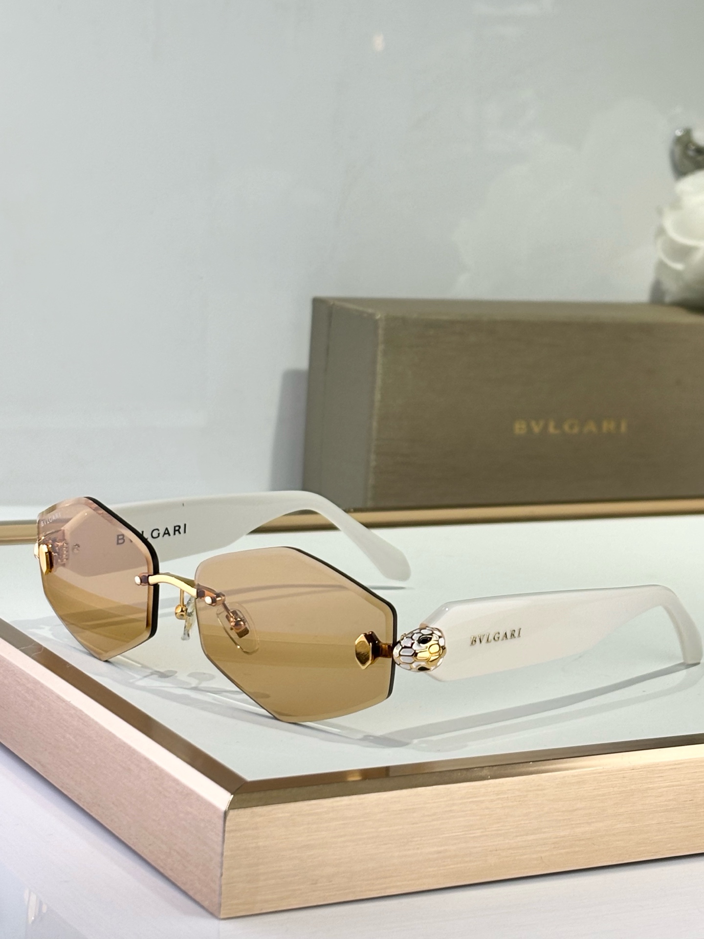    BVLGARI
MOD：BV40010
SIZE：60-17-140