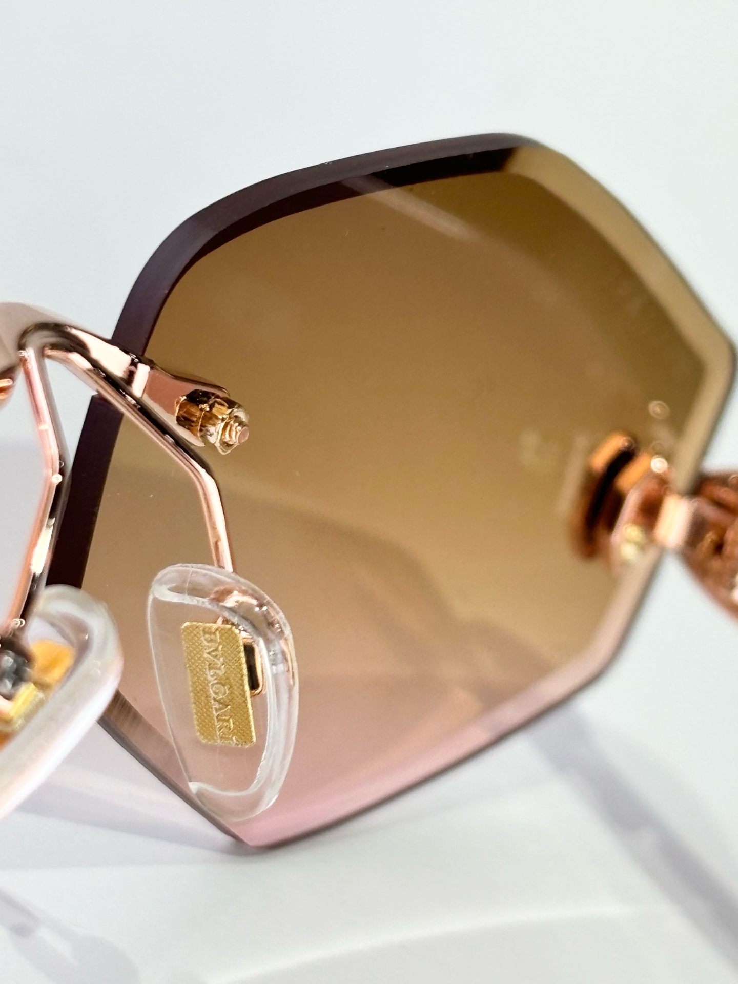    BVLGARI
MOD：BV40010
SIZE：60-17-140