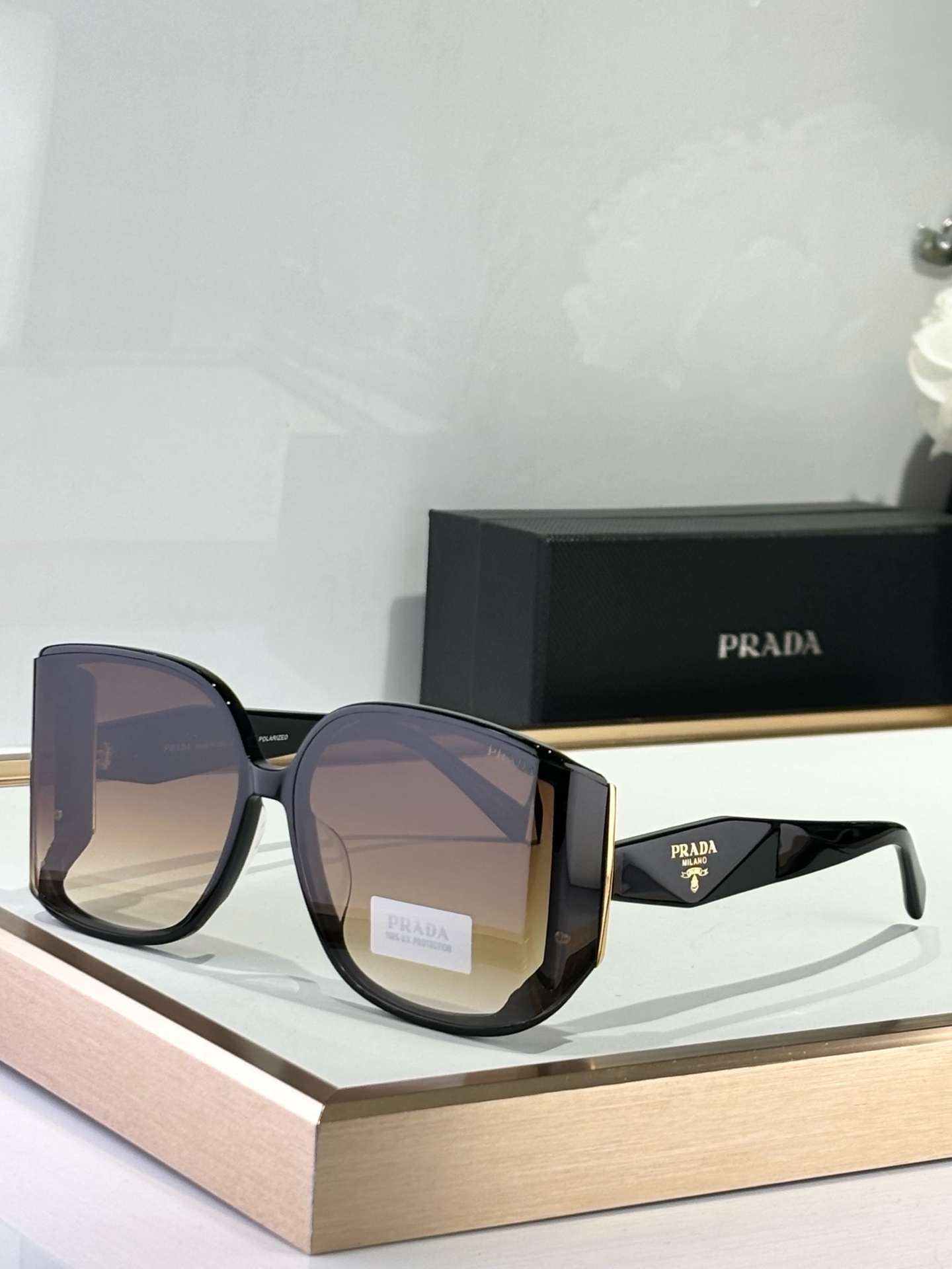  PRADA
MODSPR56
Size63-14-140
