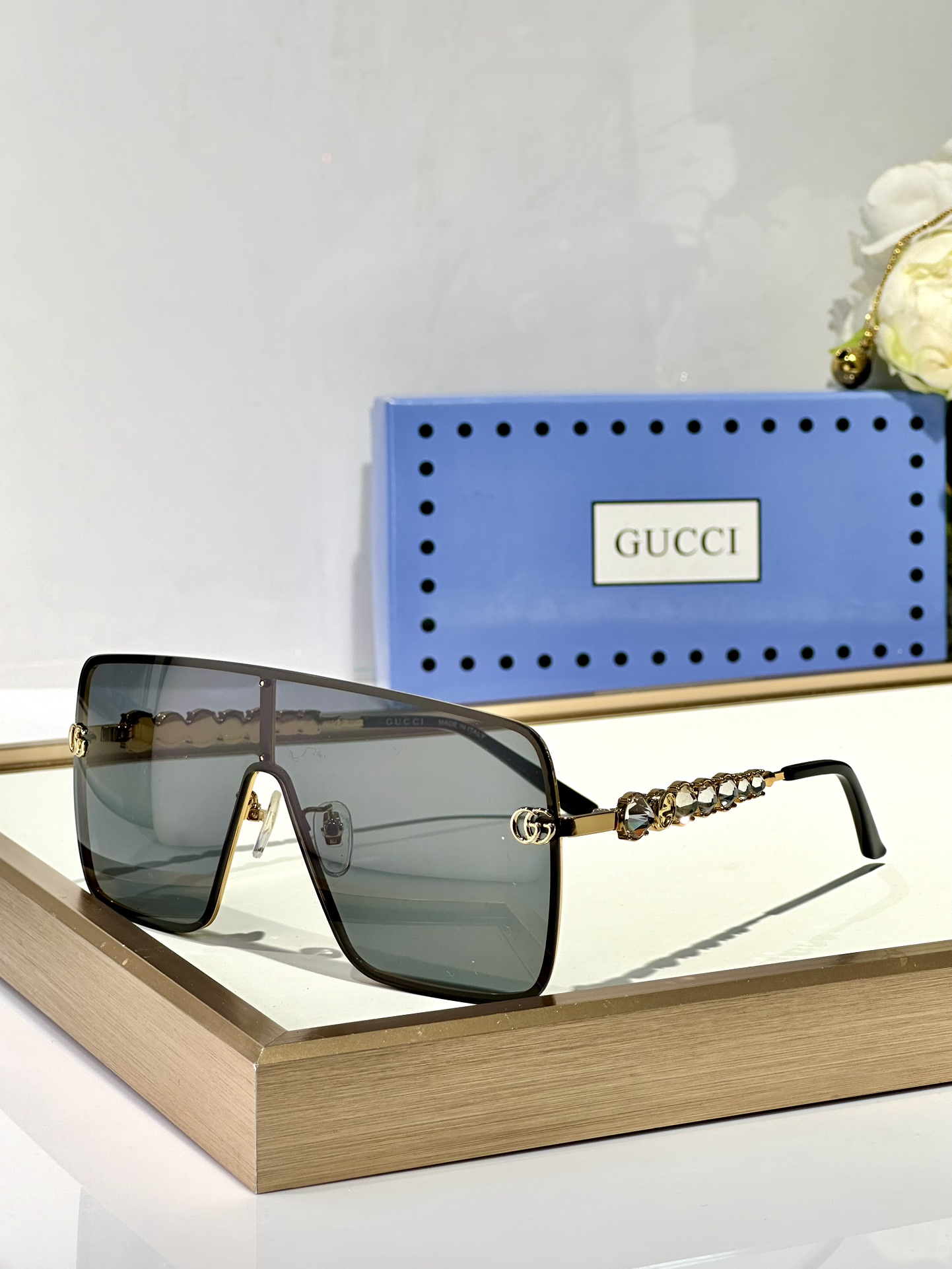  Gucci
ModGG 0681
Size138-1-145
