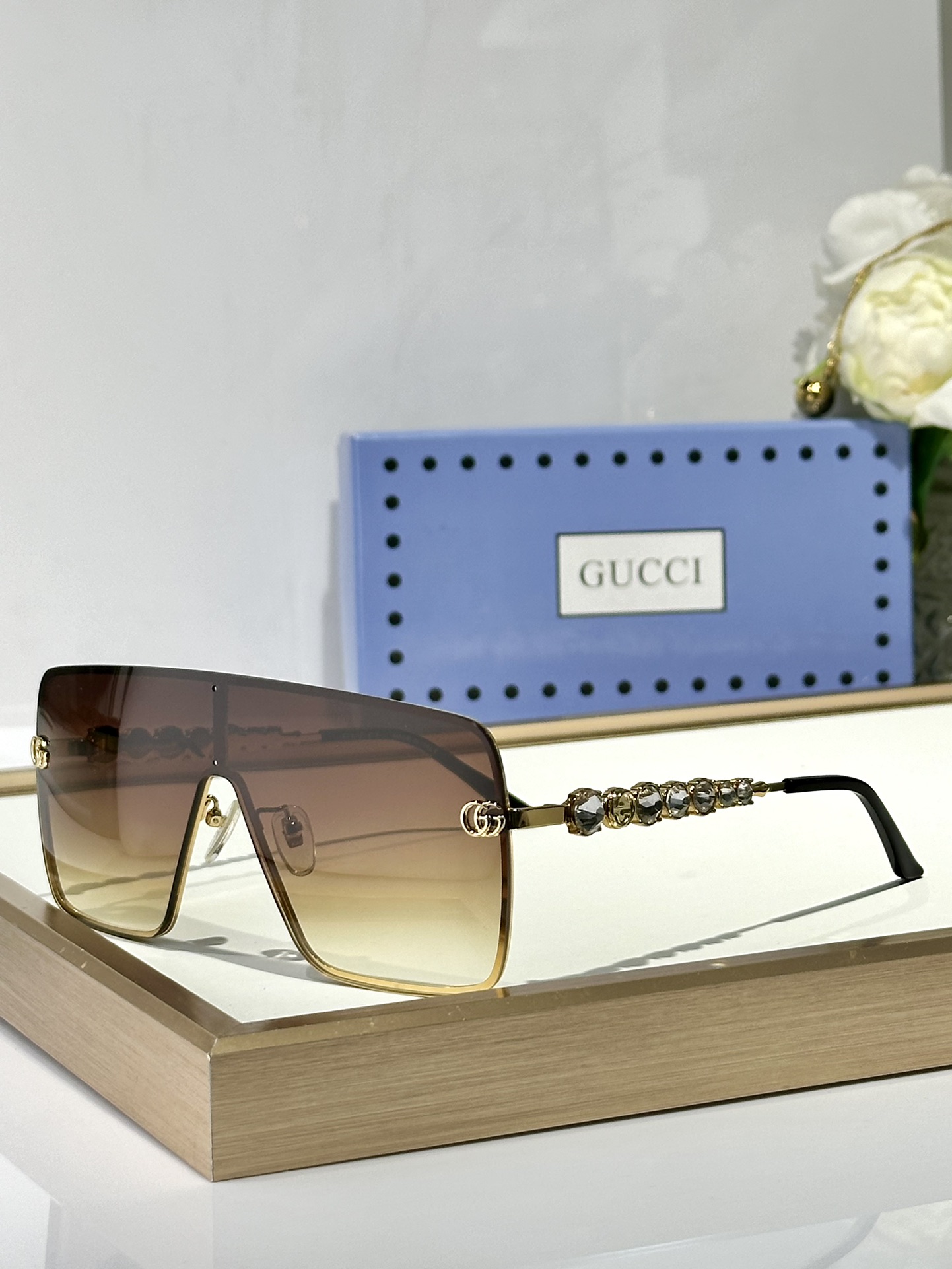  Gucci
ModGG 0681
Size138-1-145
