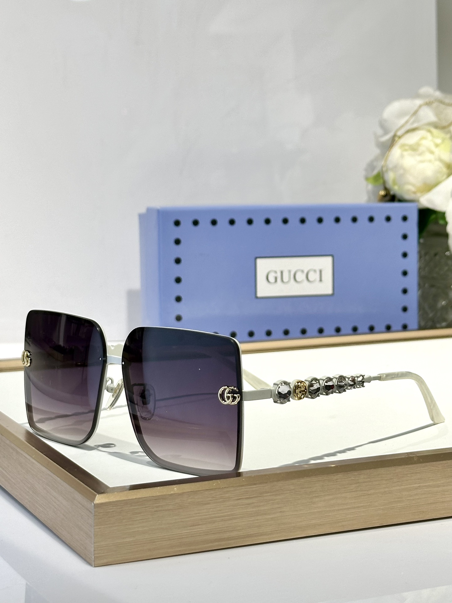  Gucci
ModGG 0689
Size59-16-145
