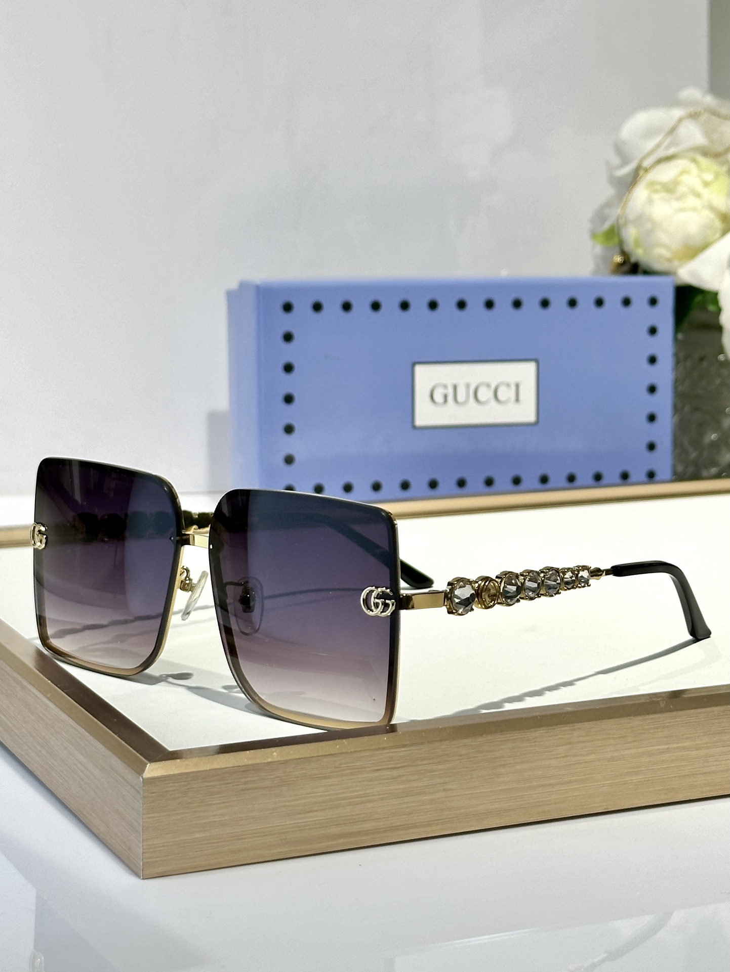  Gucci
ModGG 0689
Size59-16-145
