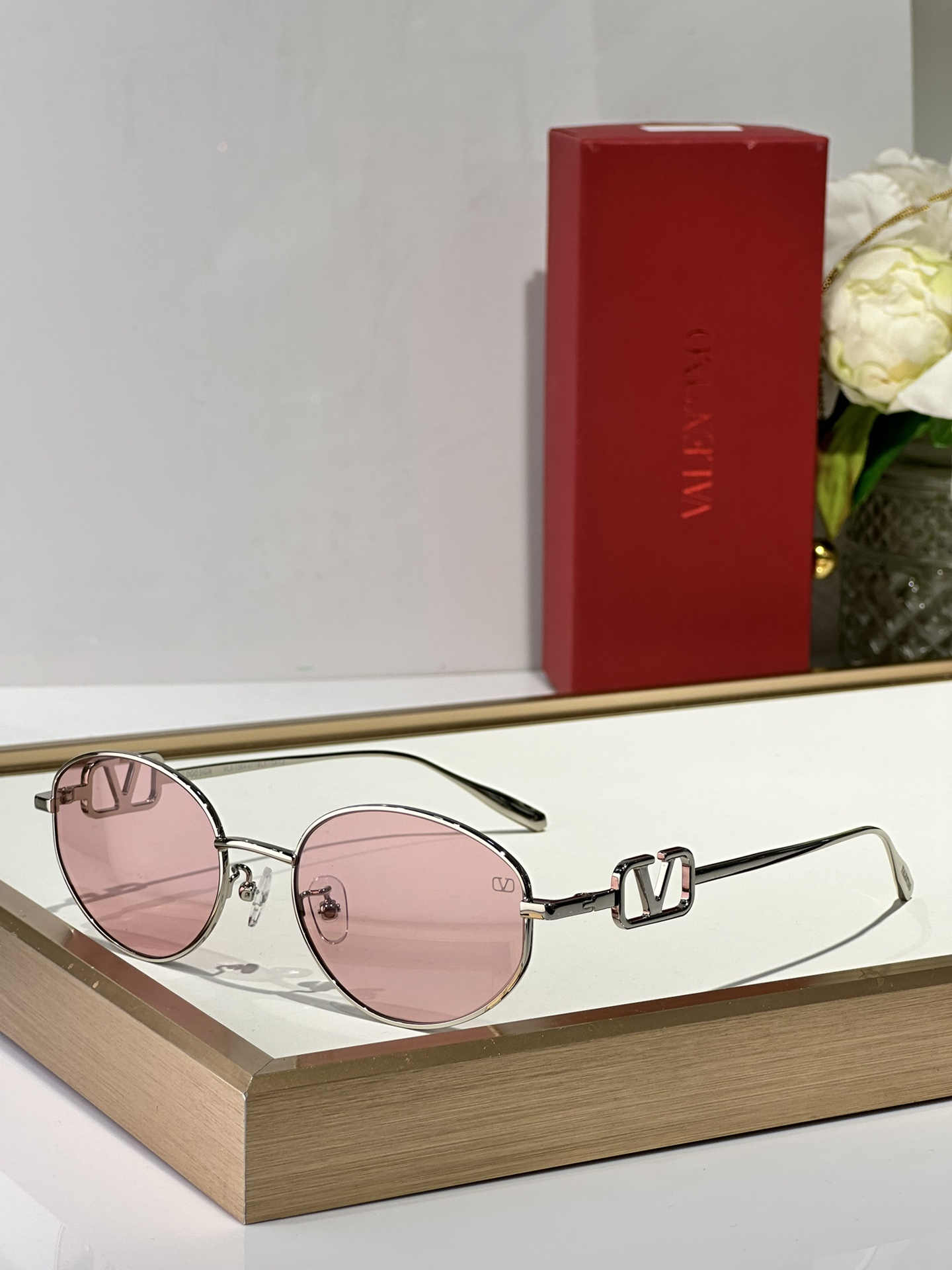  VALENTINO
MOD：VLS138A 
SIZE：53-18-145
