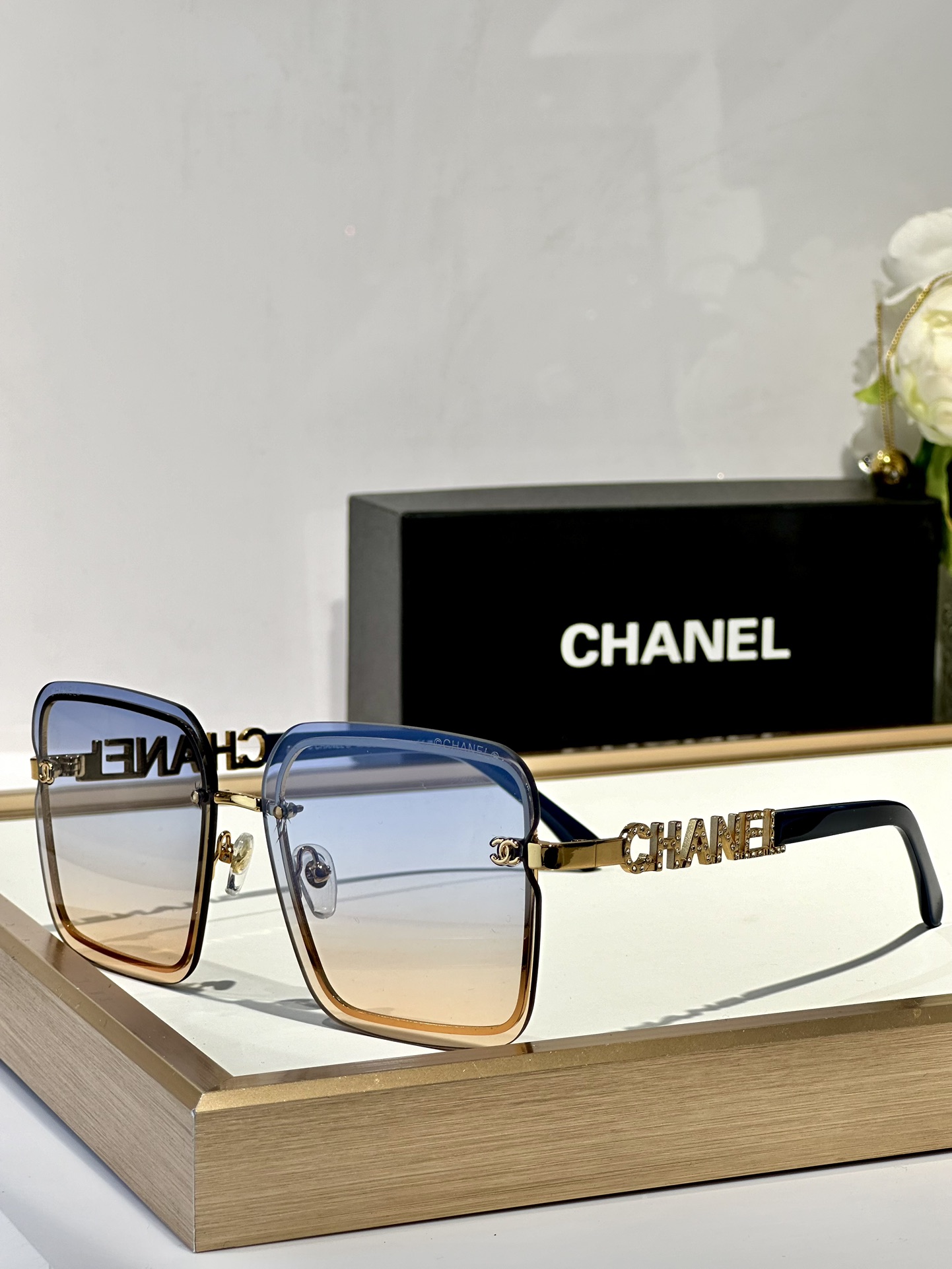  CHANEL
Mod0710
Size62口14-145
