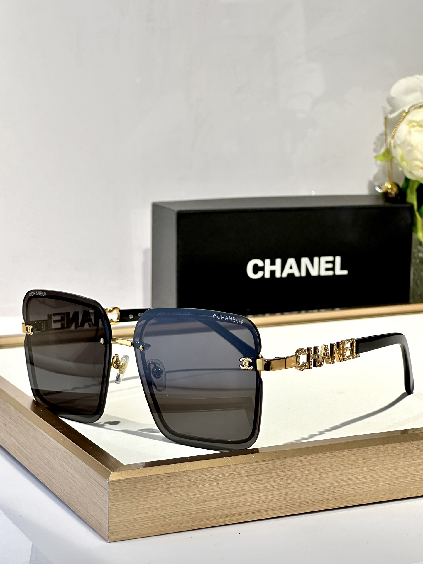  CHANEL
Mod0710
Size62口14-145
