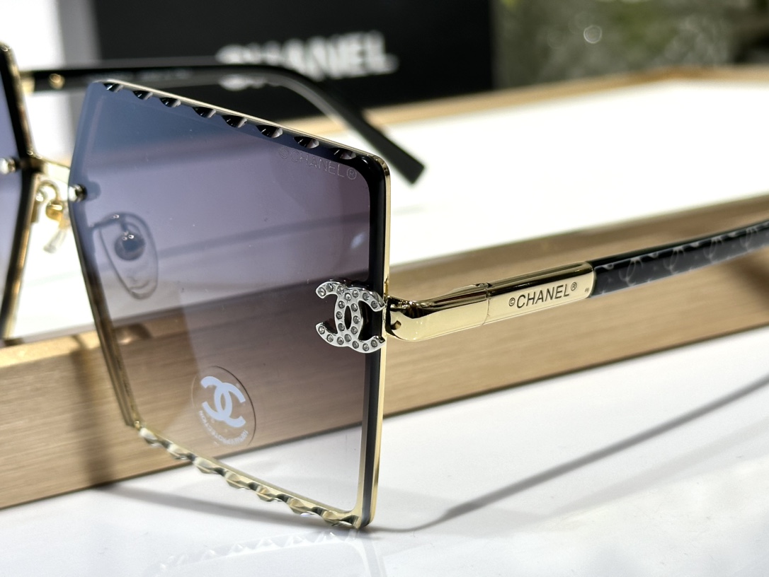  CHANEL
Mod5812/S
Size64口12-140
