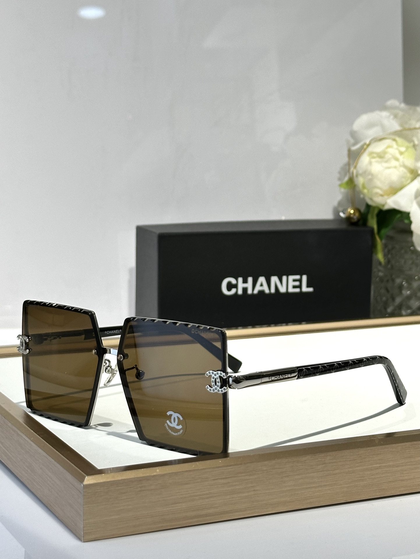  CHANEL
Mod5812/S
Size64口12-140
