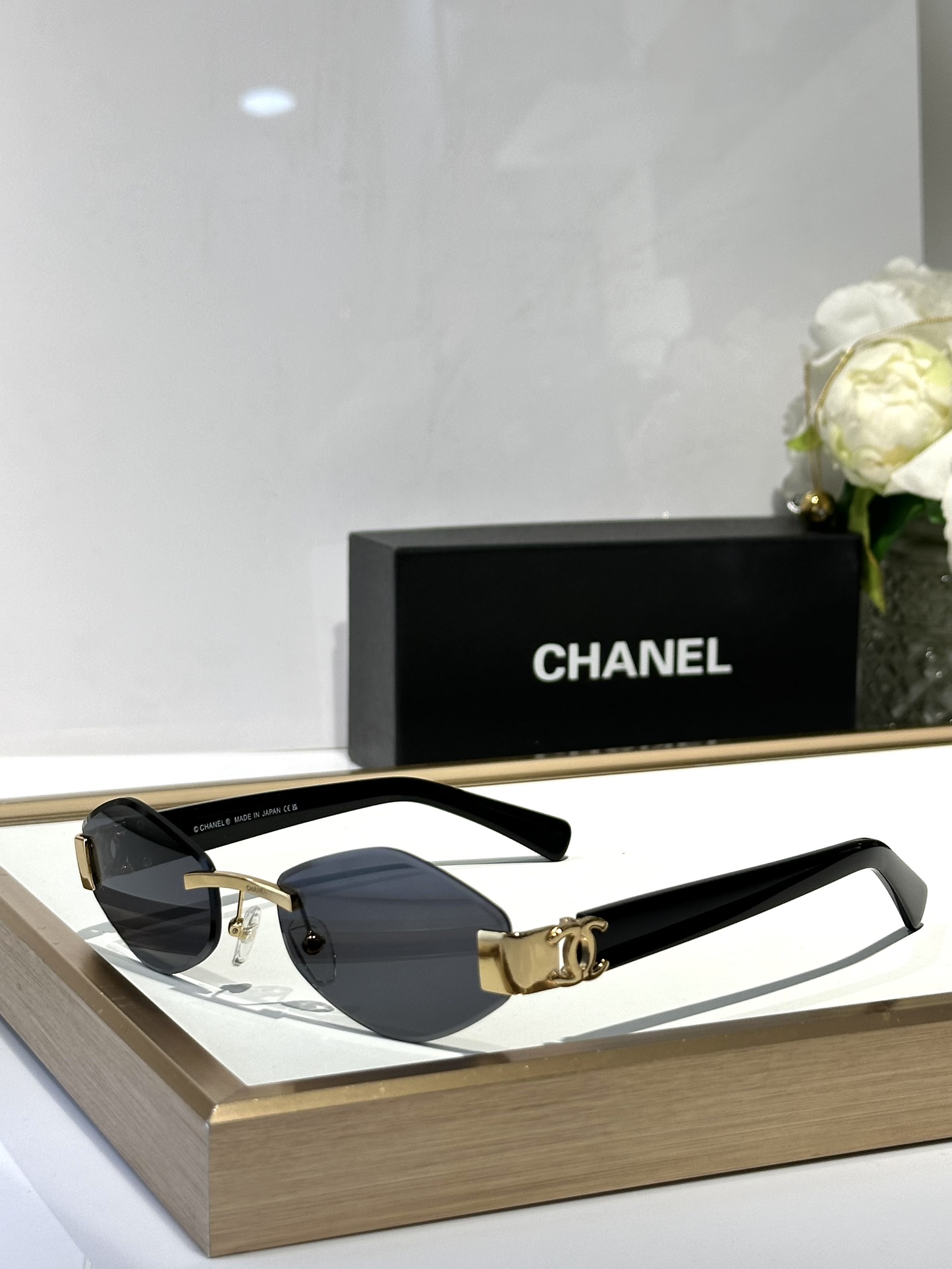  CHANEL
Mod 0706
Size57口18-145
