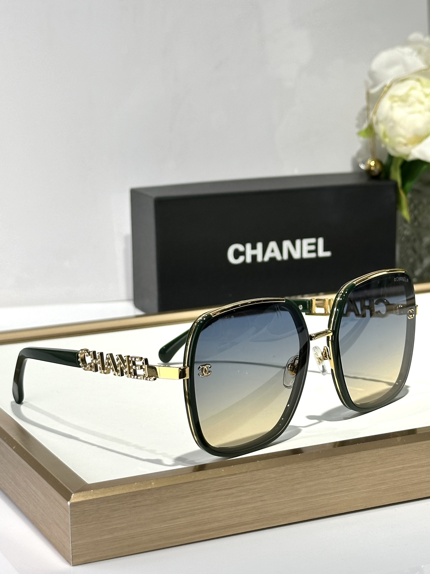  CHANEL
Mod 0709
Size57口21-145
