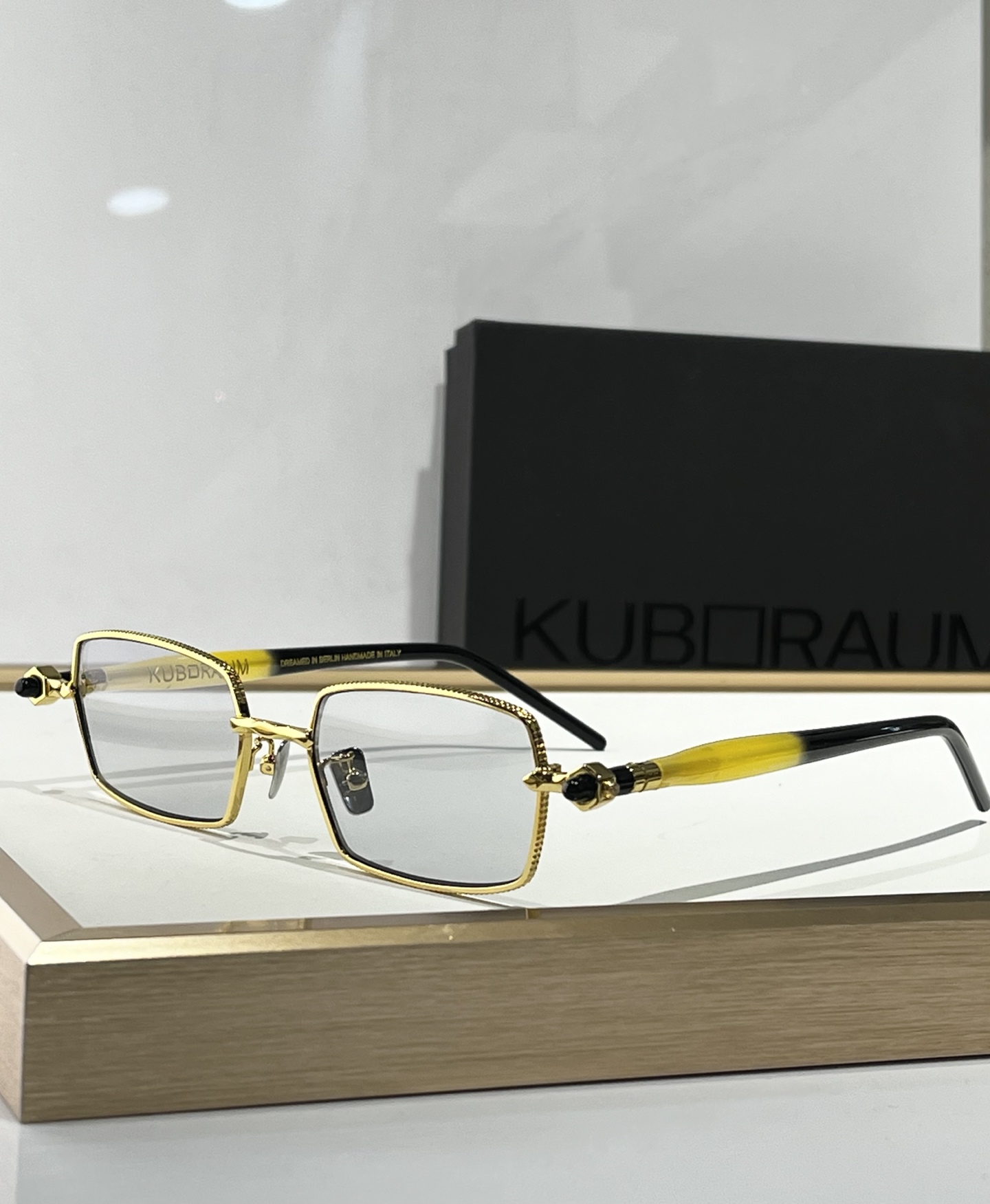  KUB口RAUM 
MODEL：Maske 
SIZE：52口18-145
