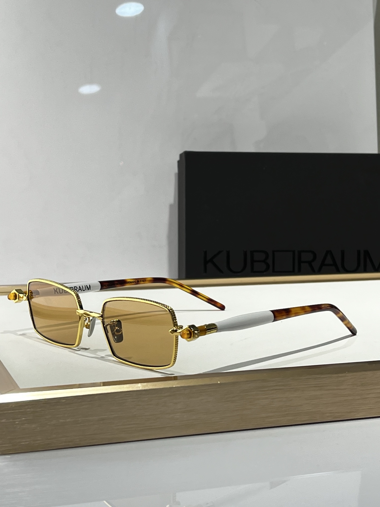  KUB口RAUM 
MODEL：Maske 
SIZE：52口18-145
