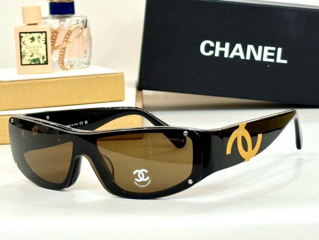 ￼ CHANEL
MODEL：CH5072
SIZE：140口1-140
