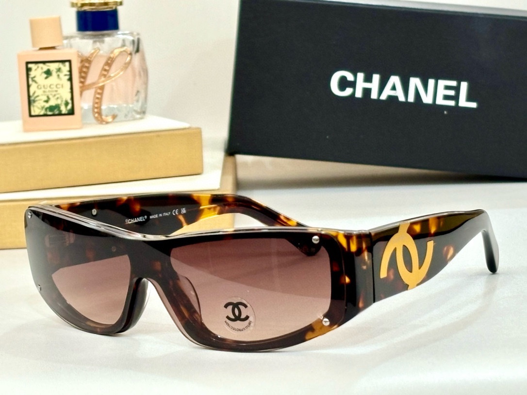 ￼ CHANEL
MODEL：CH5072
SIZE：140口1-140
