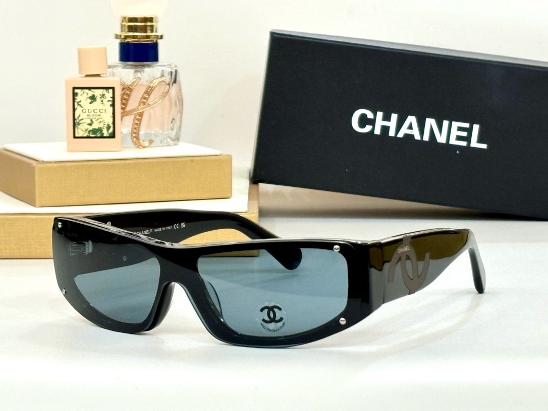 ￼ CHANEL
MODEL：CH5072
SIZE：140口1-140

