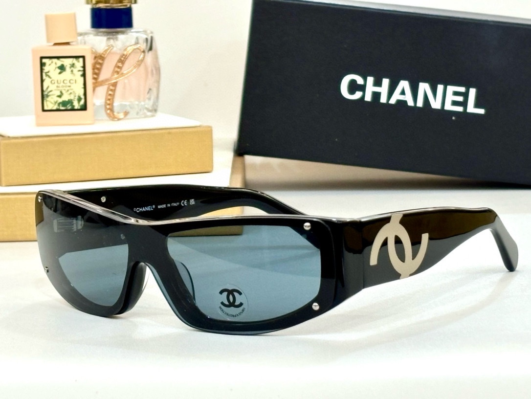 ￼ CHANEL
MODEL：CH5072
SIZE：140口1-140
