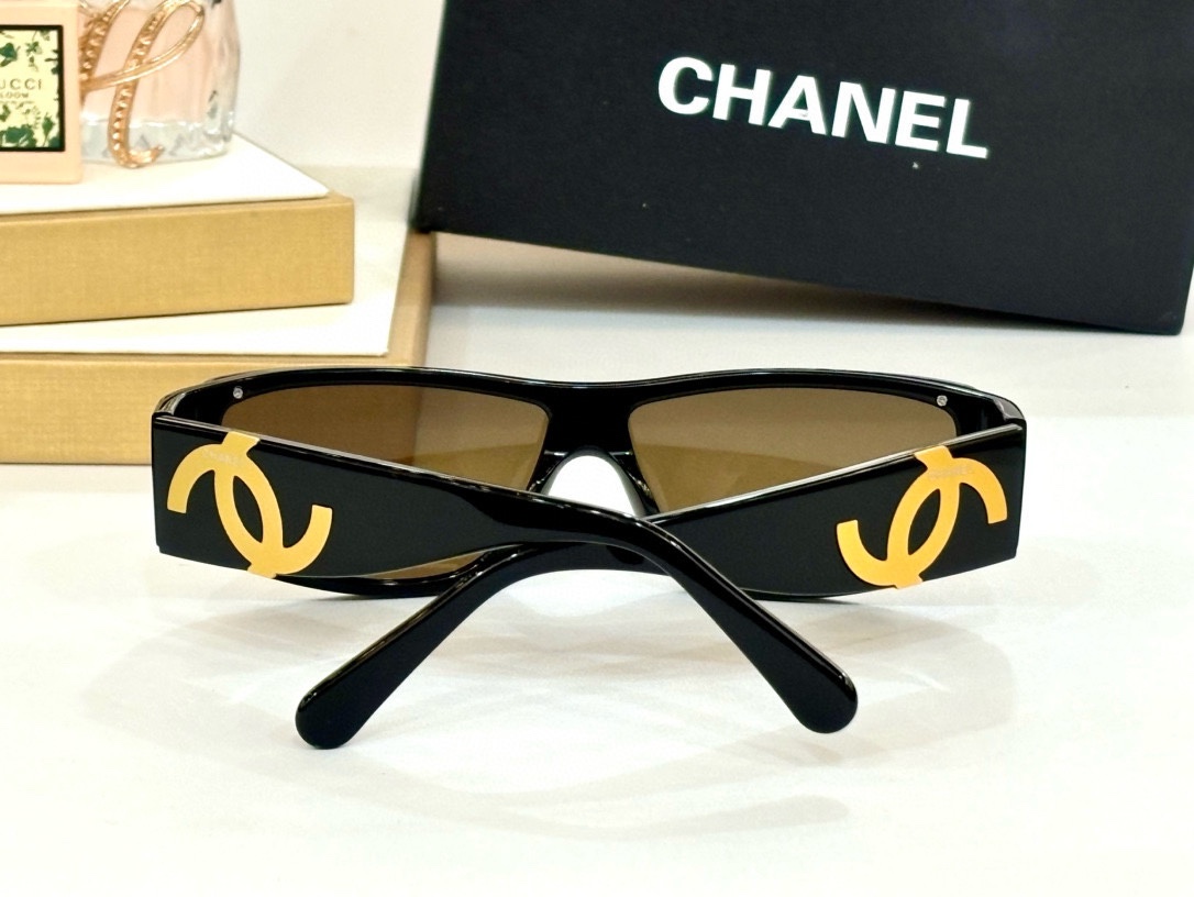 ￼ CHANEL
MODEL：CH5072
SIZE：140口1-140
