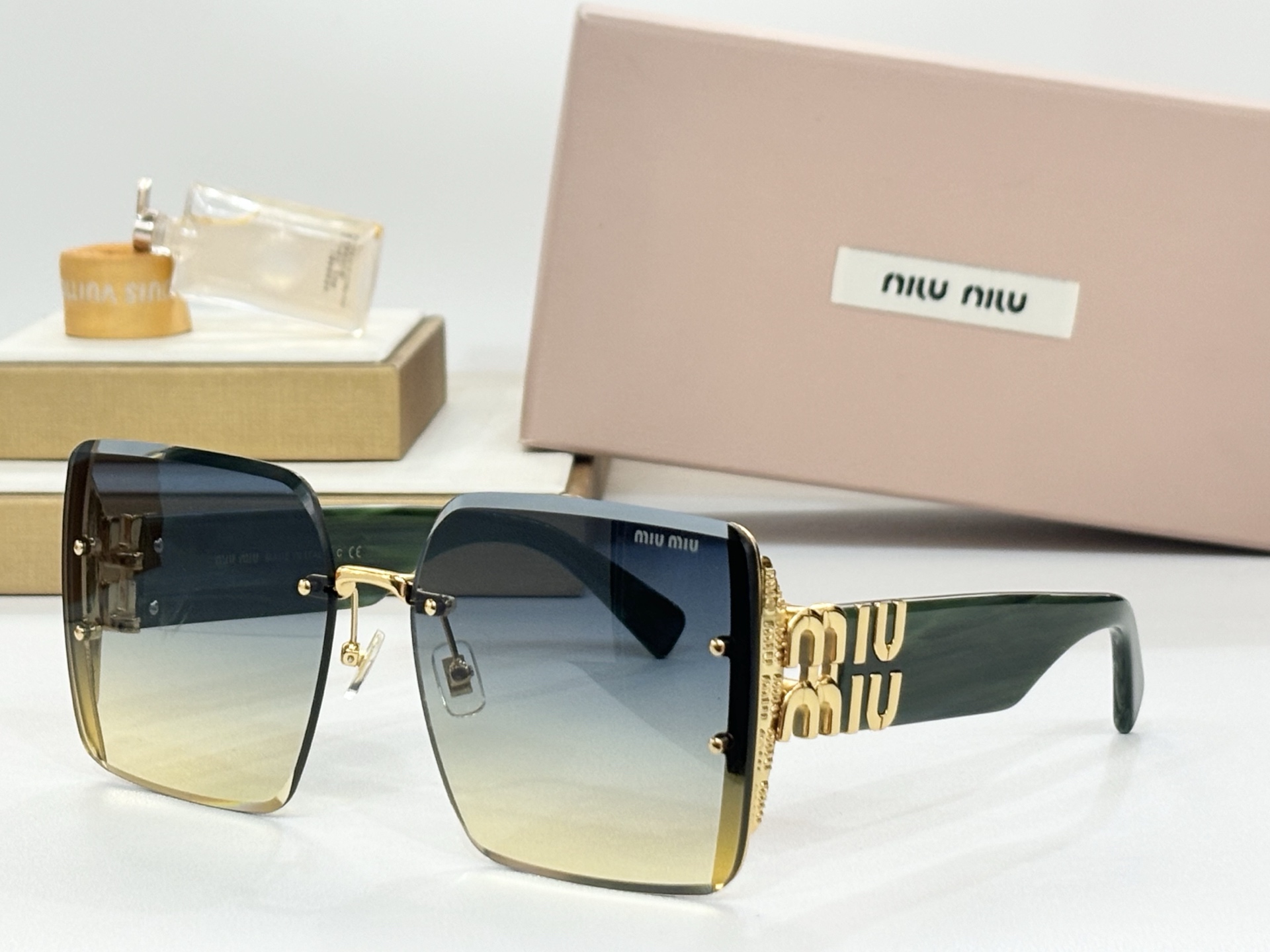  niu
ModSmu78v
Size64-17-140
