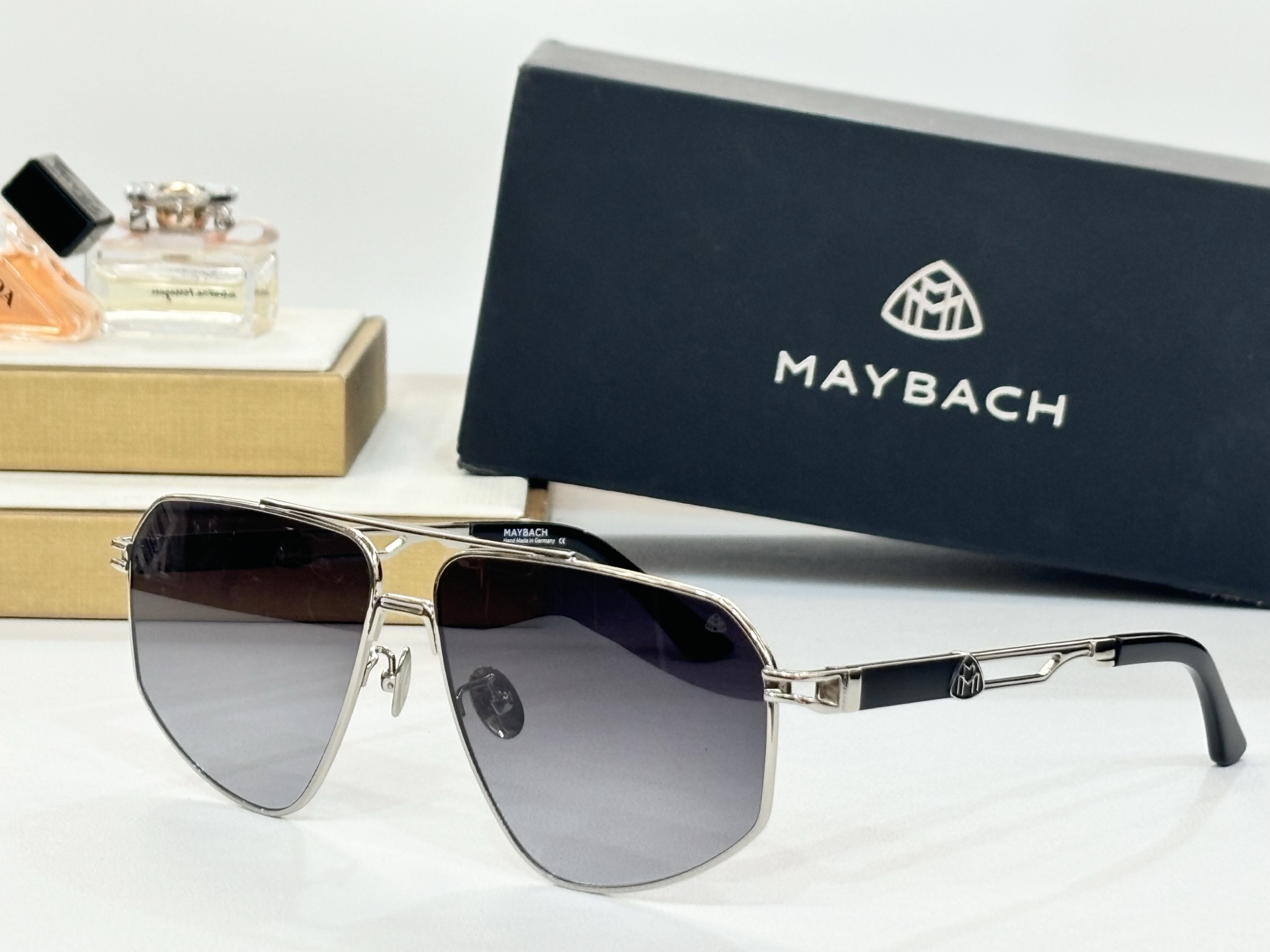  MAYBAC*
ModTHE SUMMER
SIZE61-14-145
