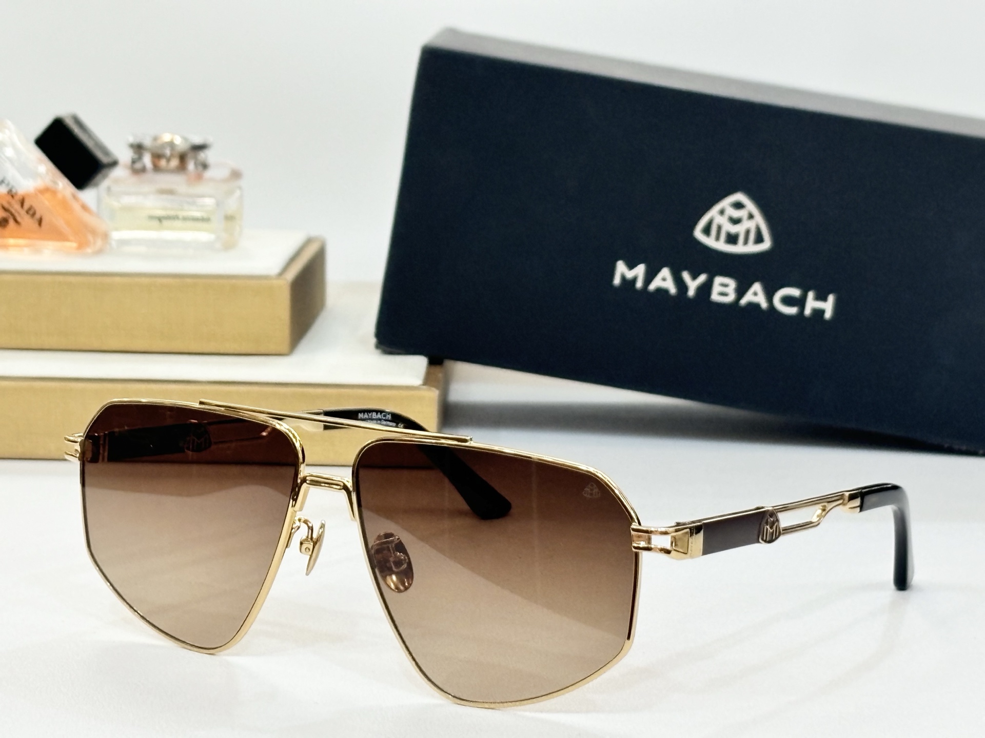 MAYBAC*
ModTHE SUMMER
SIZE61-14-145
