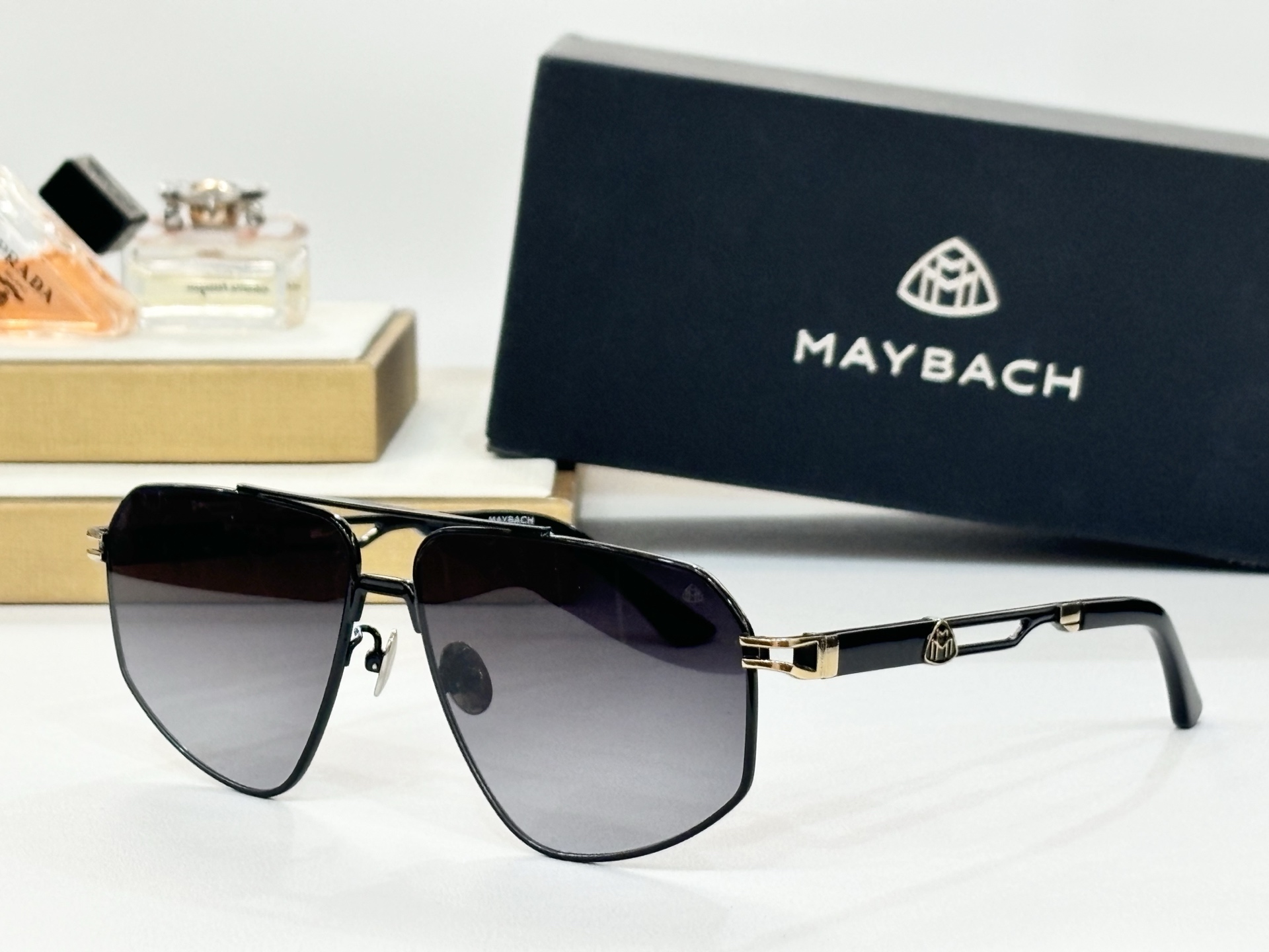  MAYBAC*
ModTHE SUMMER
SIZE61-14-145
