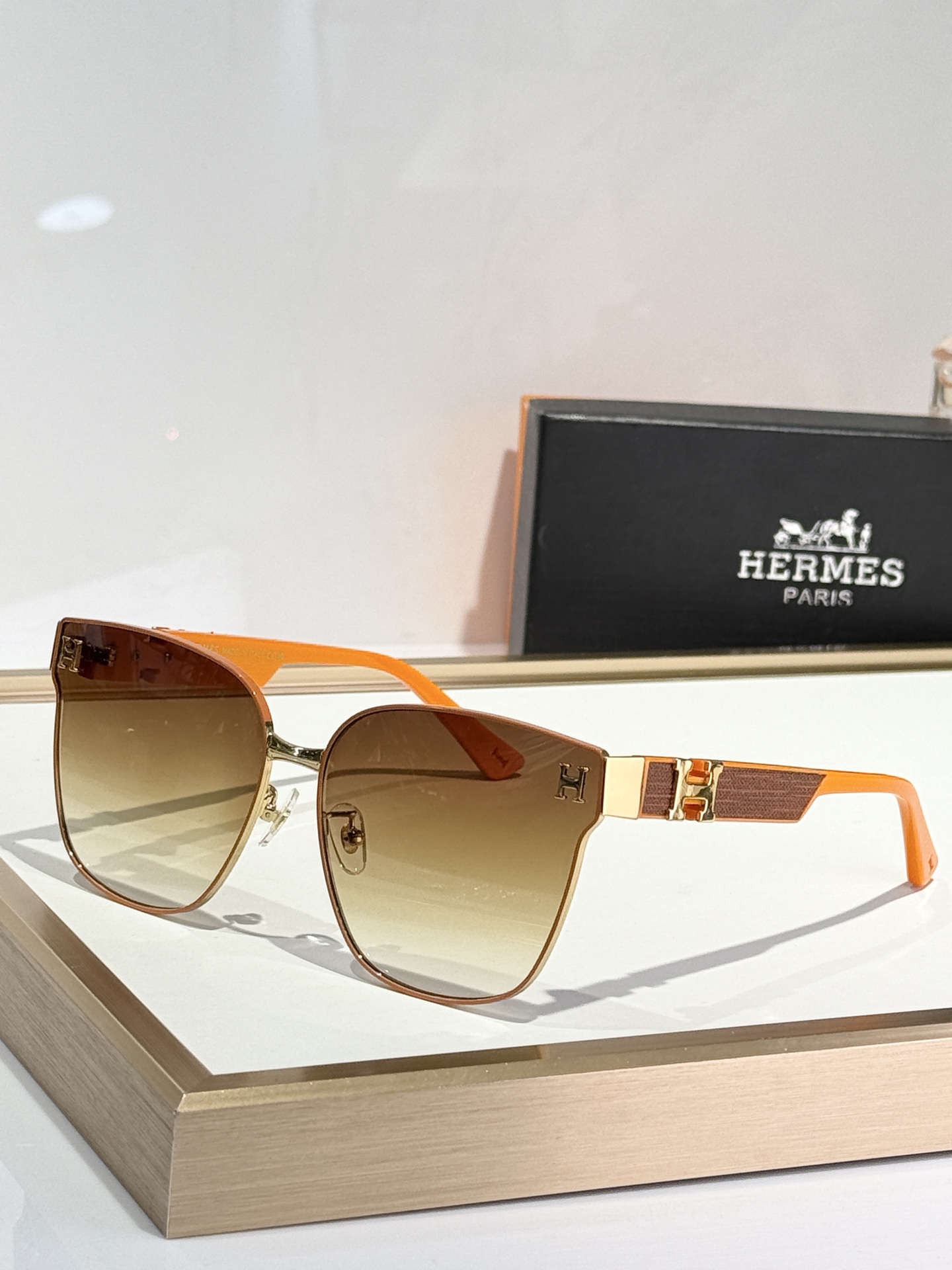  Herme*
mod：h8025
size：62-14-147
