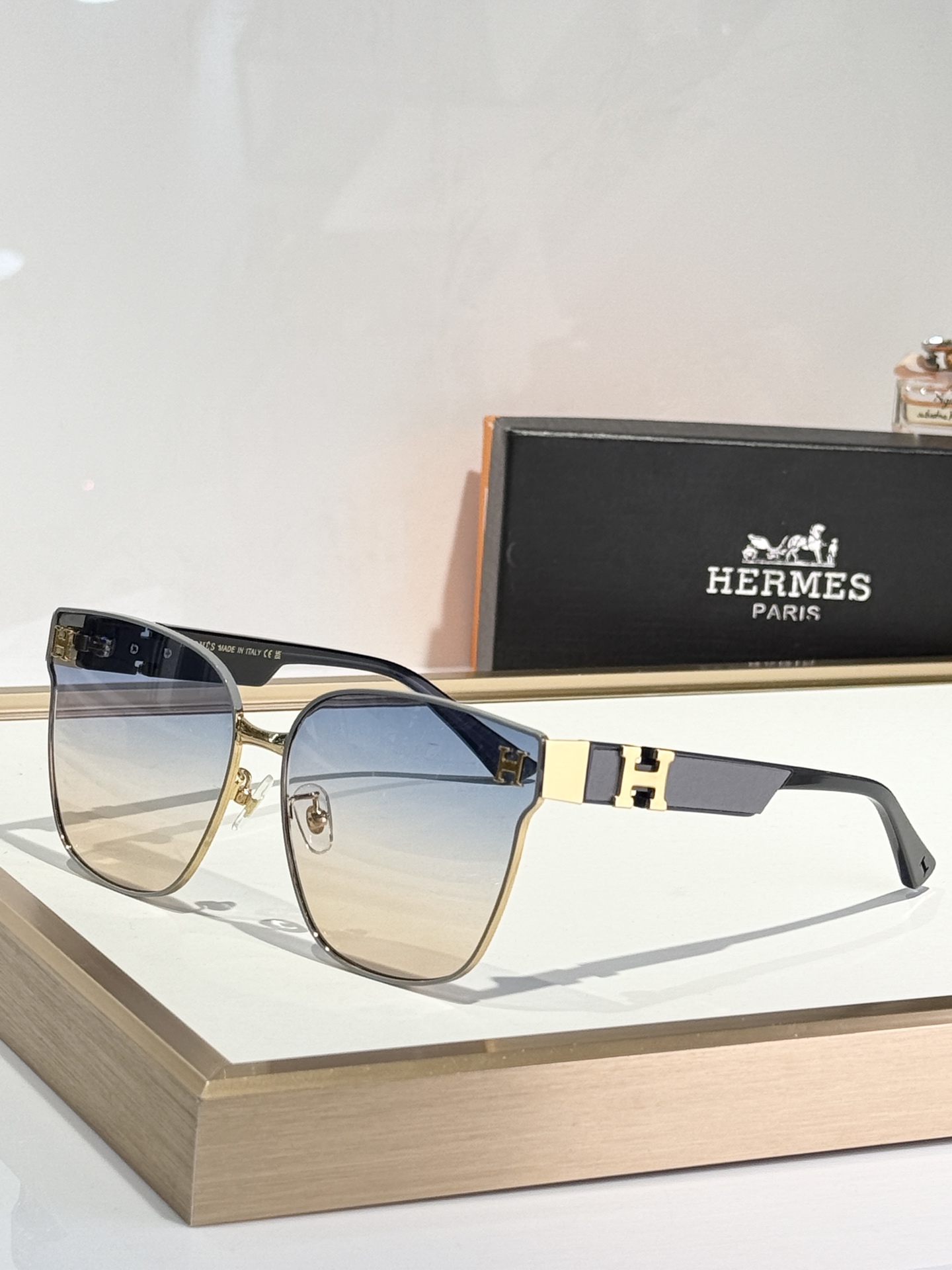 Herme*
mod：h8025
size：62-14-147
