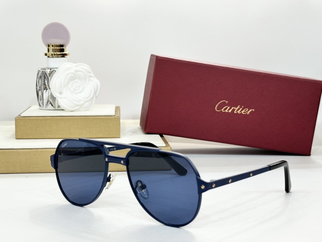  Cartier
MOD：CT0639S
Size：56口19 143

