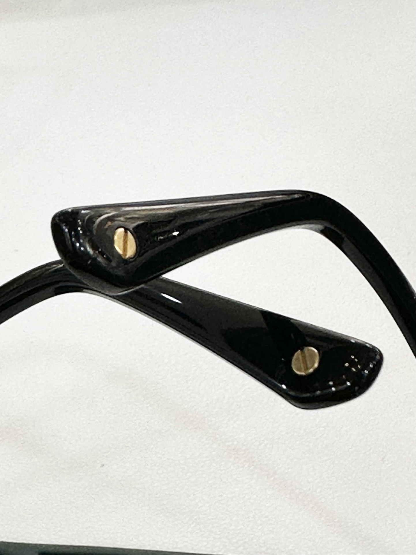  Cartier
MOD：CT0639S
Size：56口19 143
