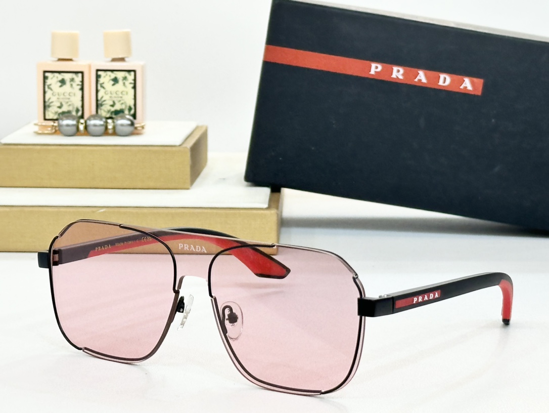  PRADA
MOD：PS 53YS
Size：59口17
