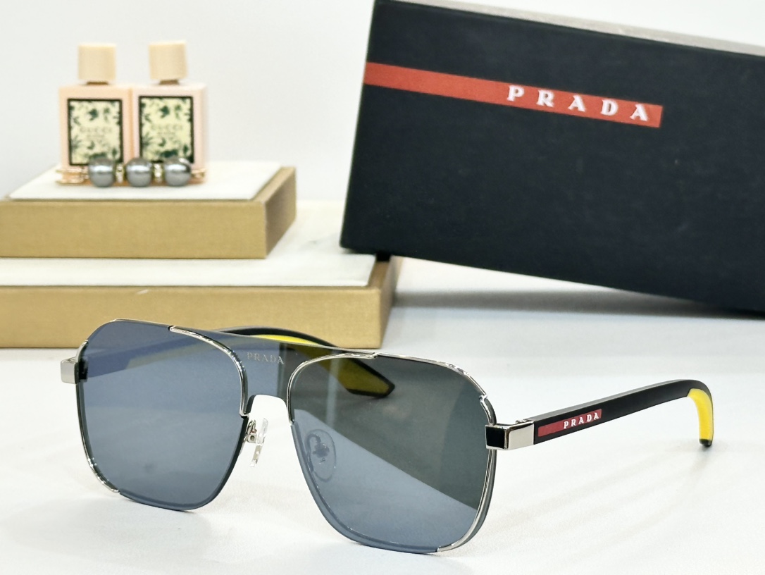  PRADA
MOD：PS 53YS
Size：59口17
