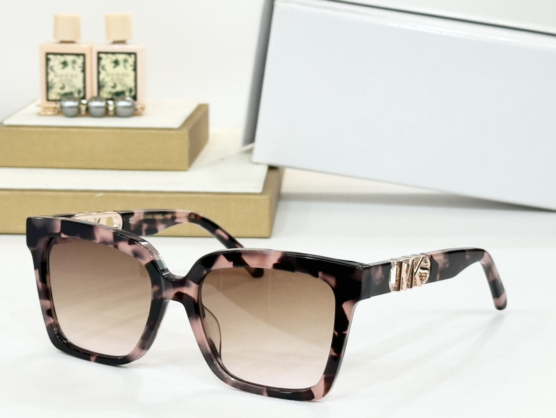  MICHAEL KORS
MOD：MK4119
Size：54口19
