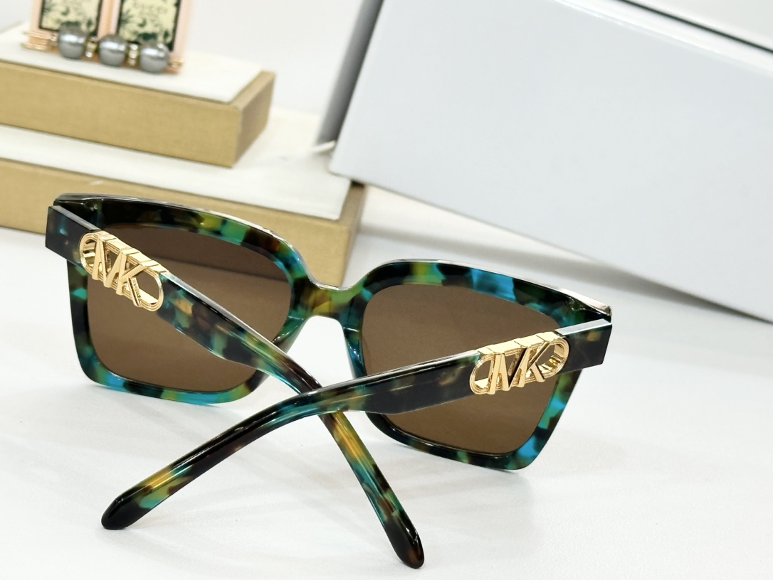  MICHAEL KORS
MOD：MK4119
Size：54口19
