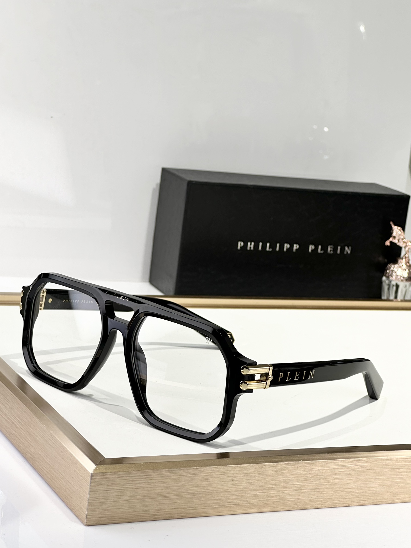  PhiliPPPlein
Model：SP
Size：57口22-145
