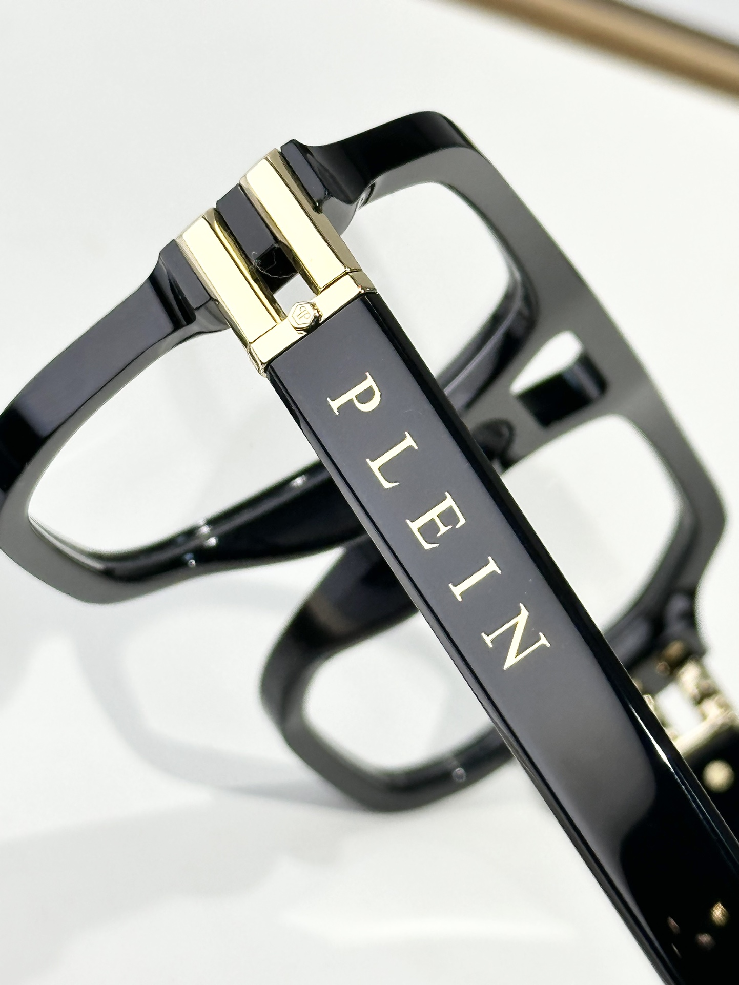  PhiliPPPlein
Model：SP
Size：57口22-145
