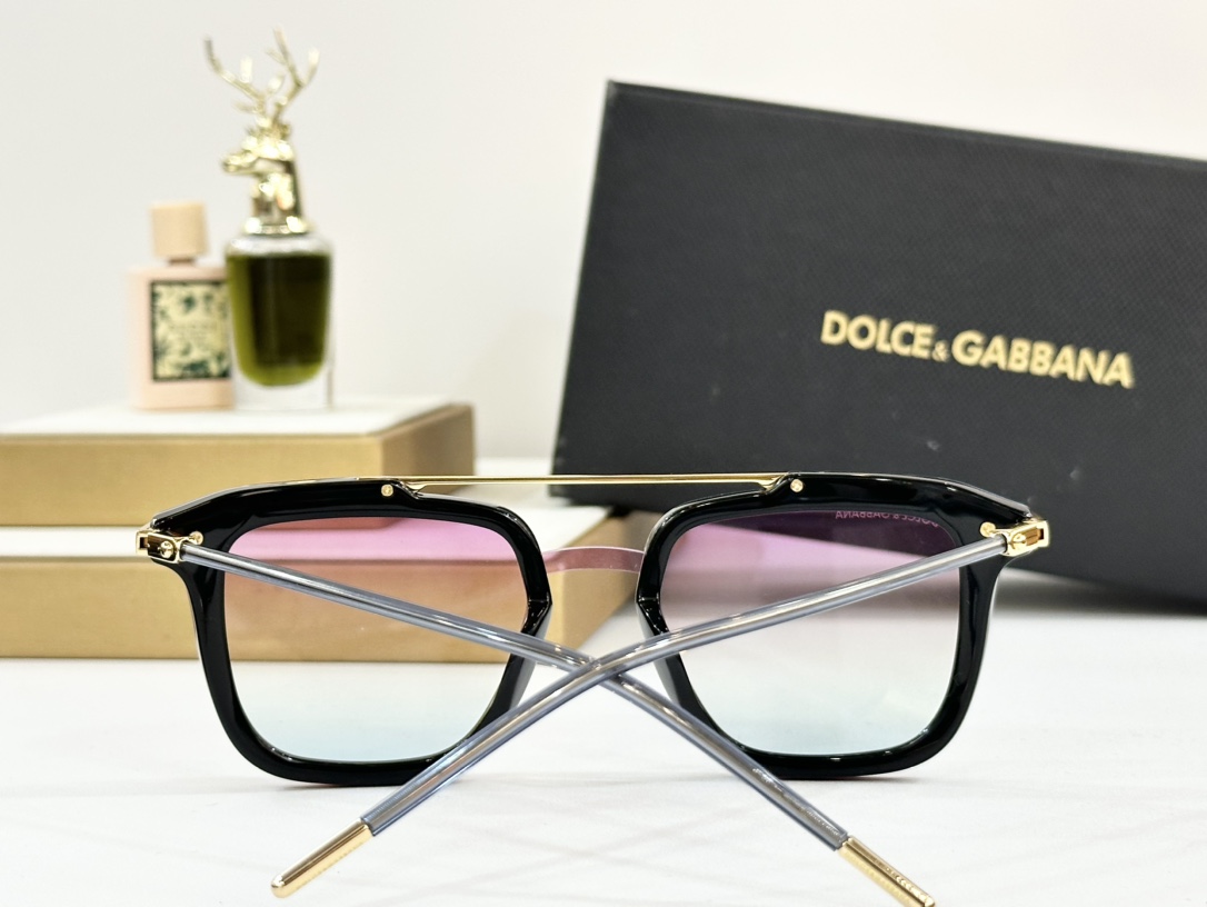  𝘿𝙊𝙇𝘾𝙀&𝙂𝘼𝘽𝘽𝘼𝙉𝘼 
MOD：DG4327
Size：DG4327
