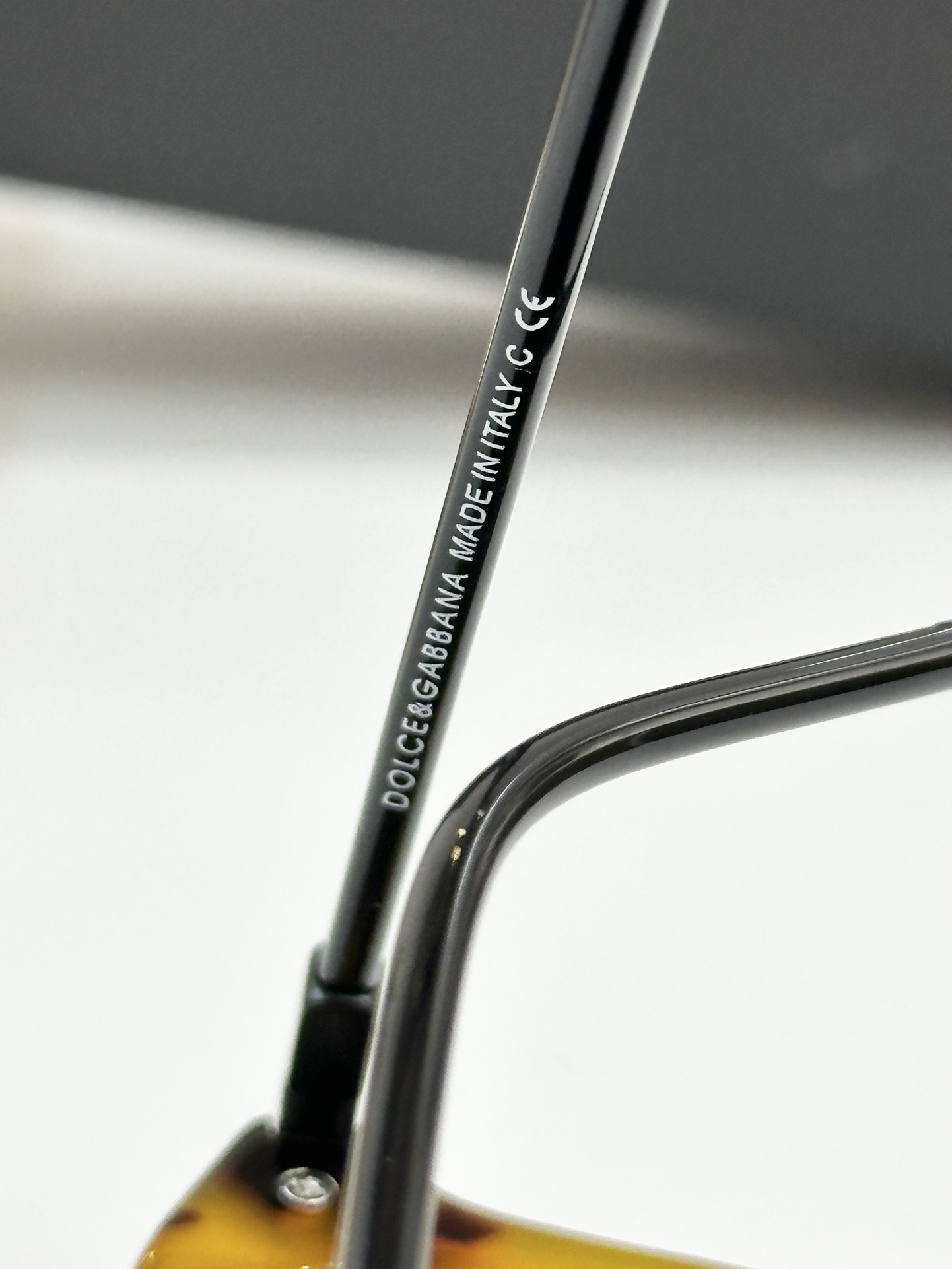  𝘿𝙊𝙇𝘾𝙀&𝙂𝘼𝘽𝘽𝘼𝙉𝘼 
MOD：DG4327
Size：DG4327

