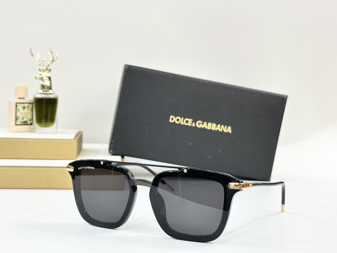  𝘿𝙊𝙇𝘾𝙀&𝙂𝘼𝘽𝘽𝘼𝙉𝘼 
MOD：DG4327
Size：DG4327
