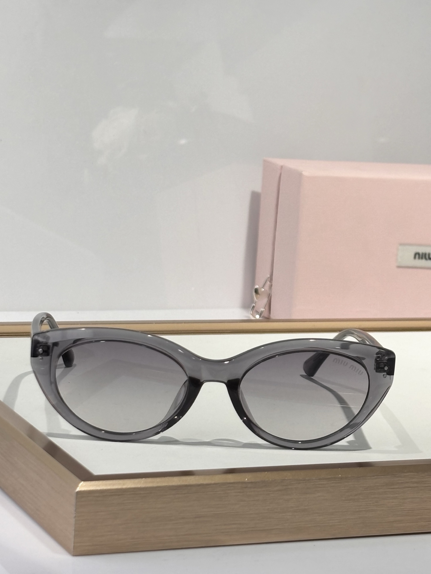  miu*
mod：smu42ws
size：52-19-149
