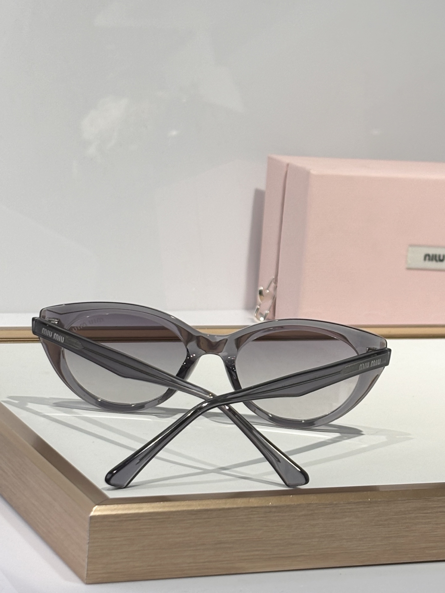  miu*
mod：smu42ws
size：52-19-149
