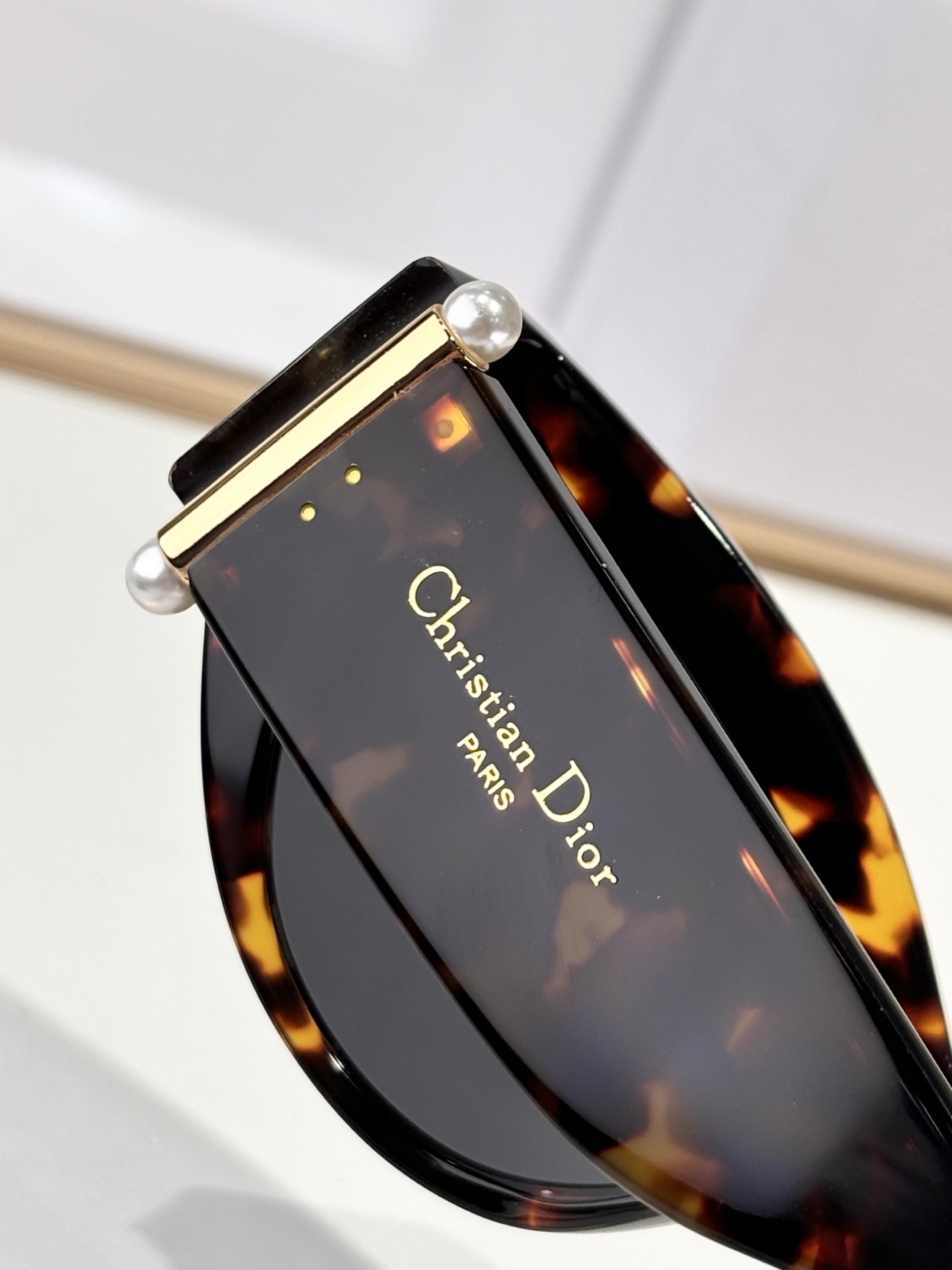  DIOR
Diortribales B1F
Size：57口17 135
