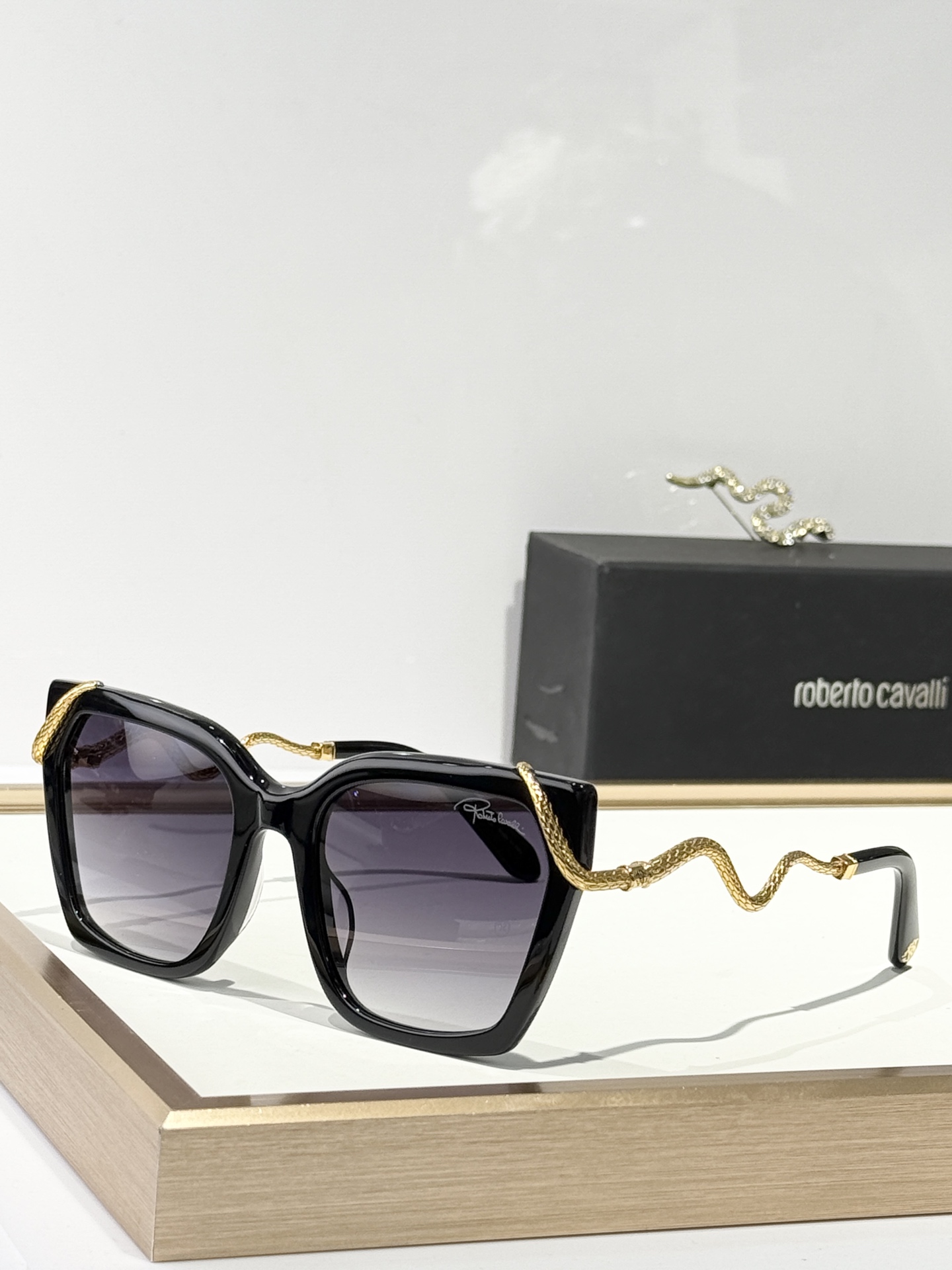  roberlocavalll
SRC034M
Size：56口21 140
