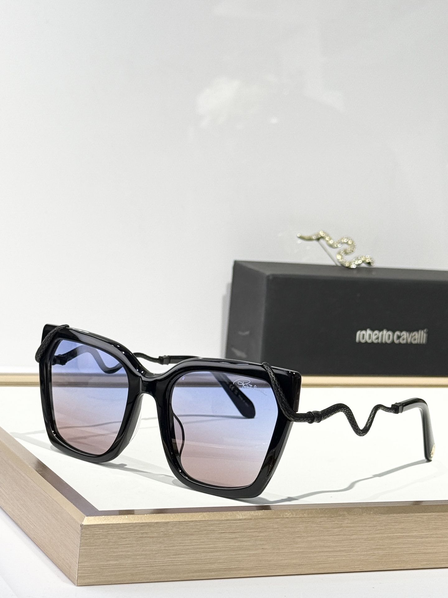  roberlocavalll
SRC034M
Size：56口21 140
