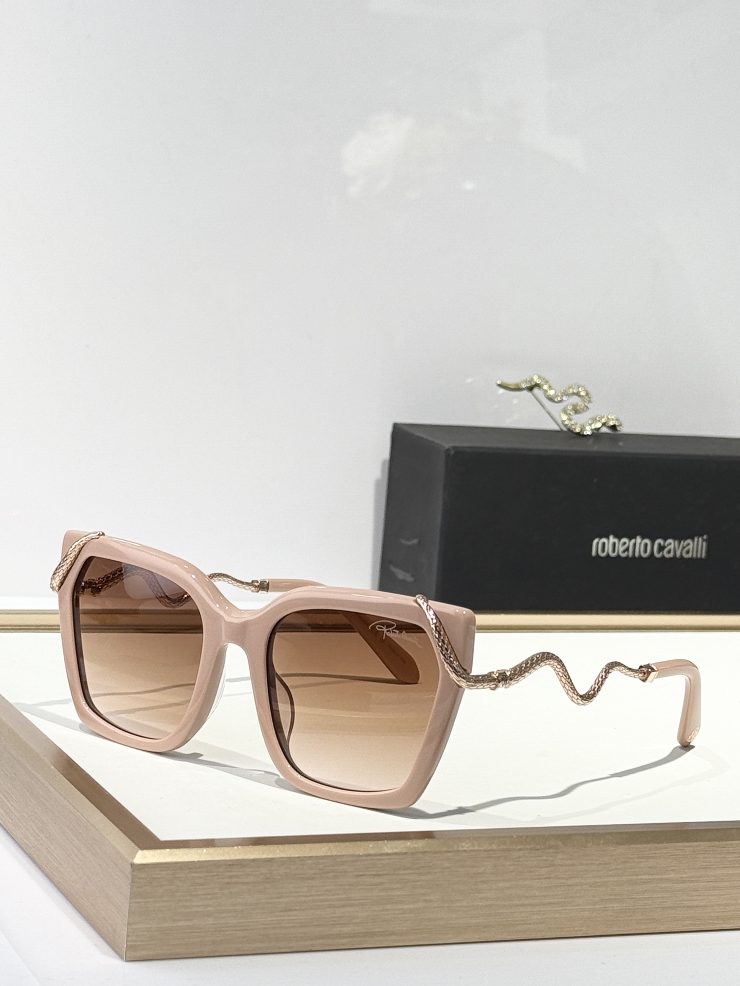  roberlocavalll
SRC034M
Size：56口21 140
